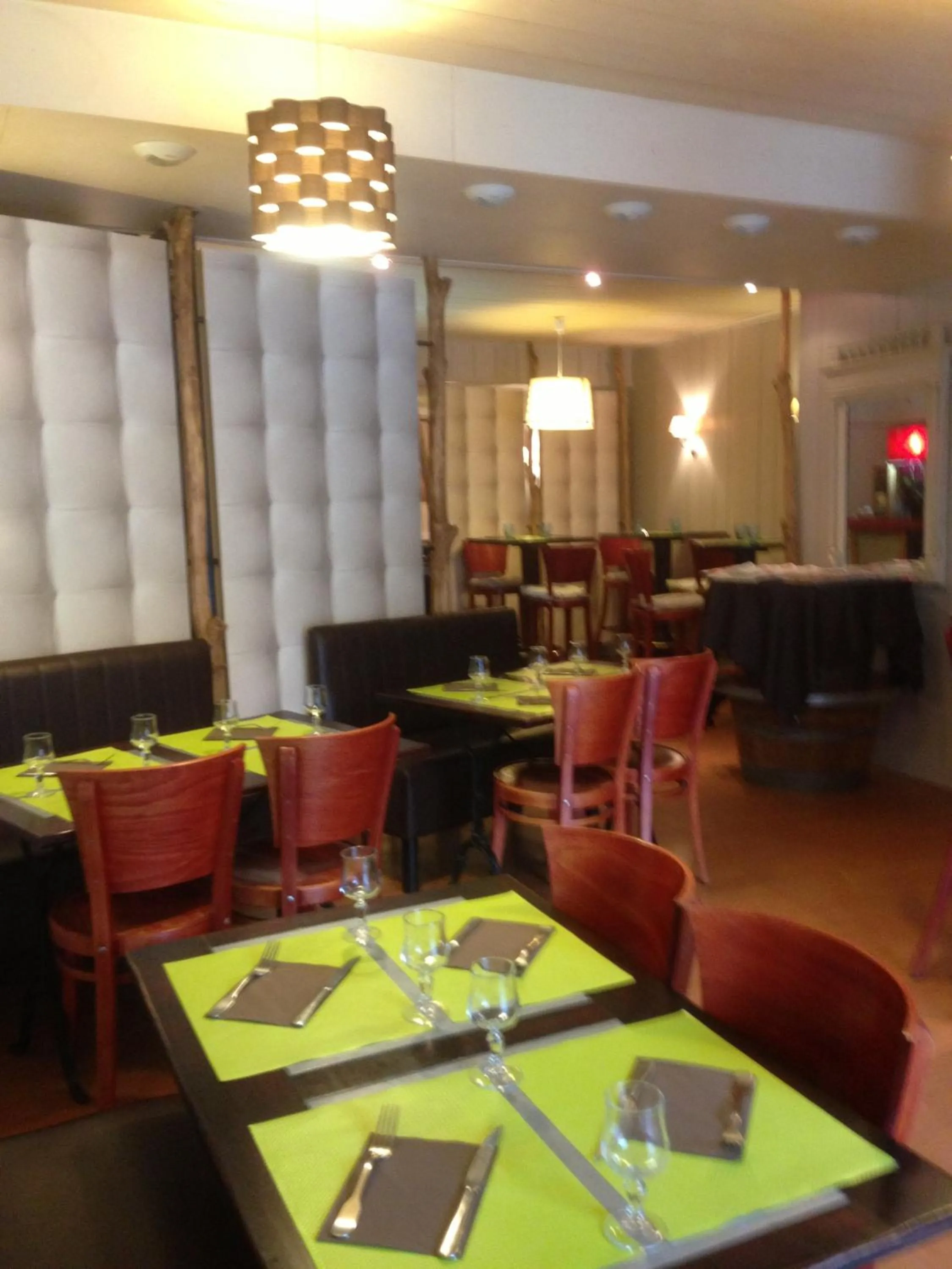 Restaurant/places to eat in Hôtel La Tour D'Auvergne