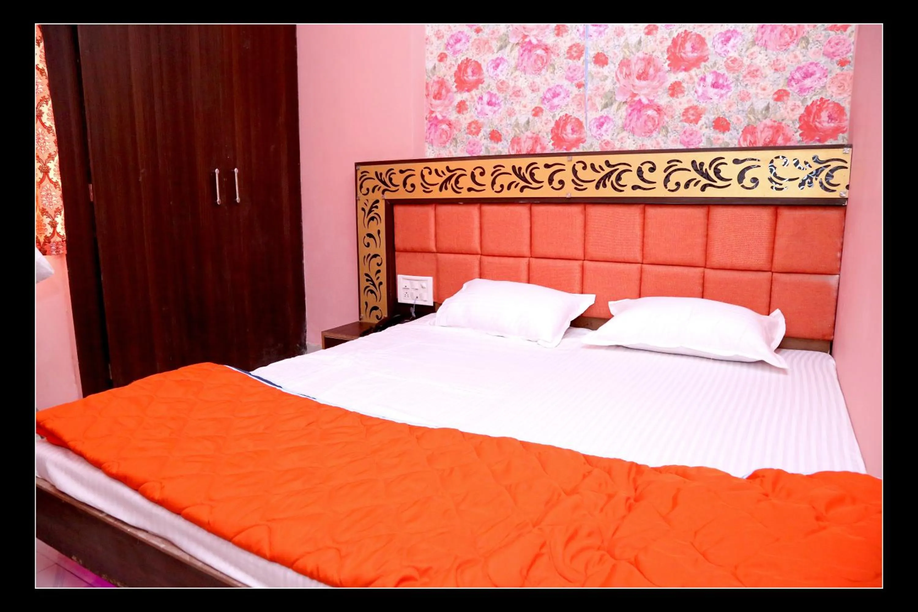 Bed in Hotel Shri Karni Vilas & SPA