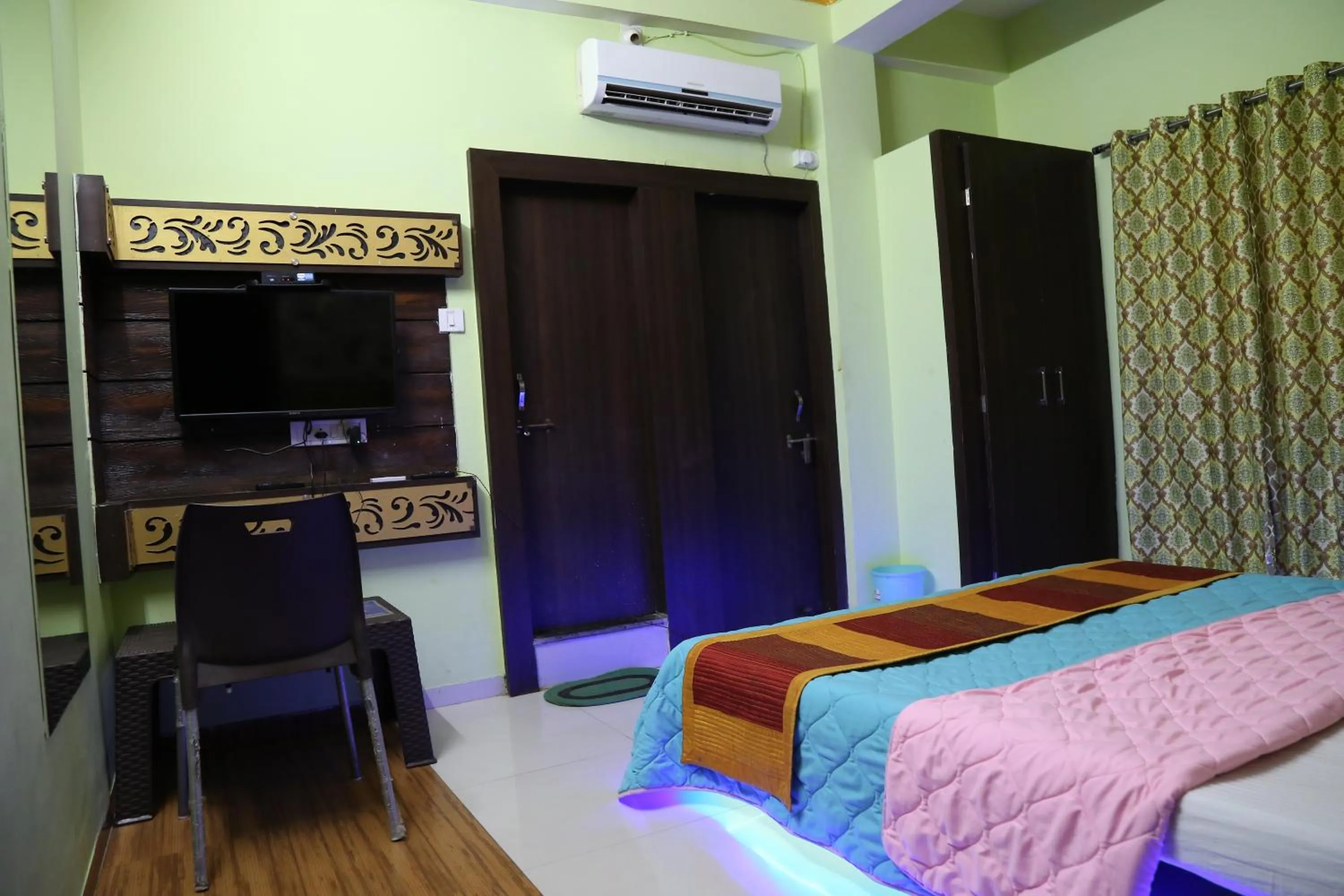 TV and multimedia, Bed in Hotel Shri Karni Vilas & SPA