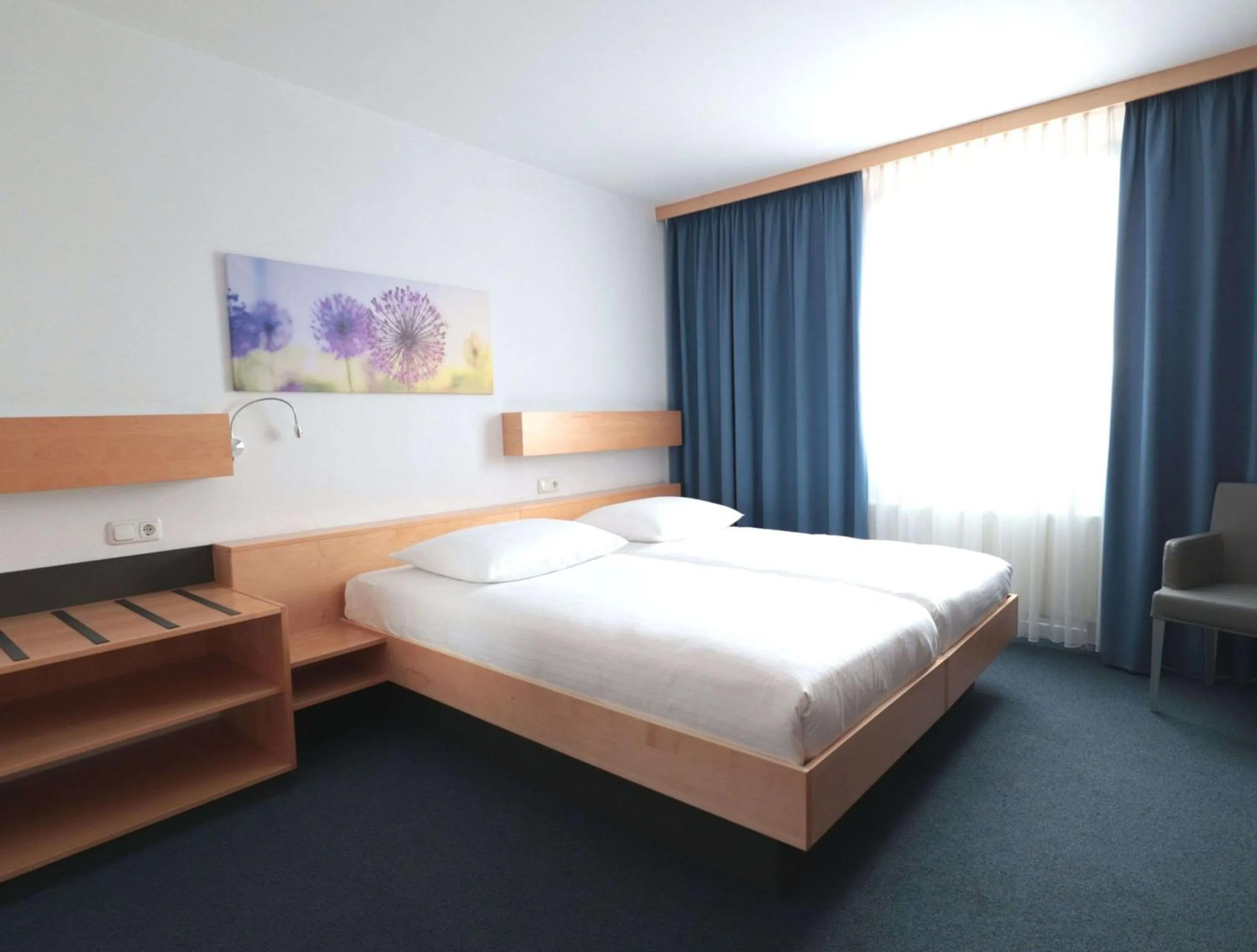 Bedroom, Bed in Comfort Hotel Atlantic Muenchen Sued