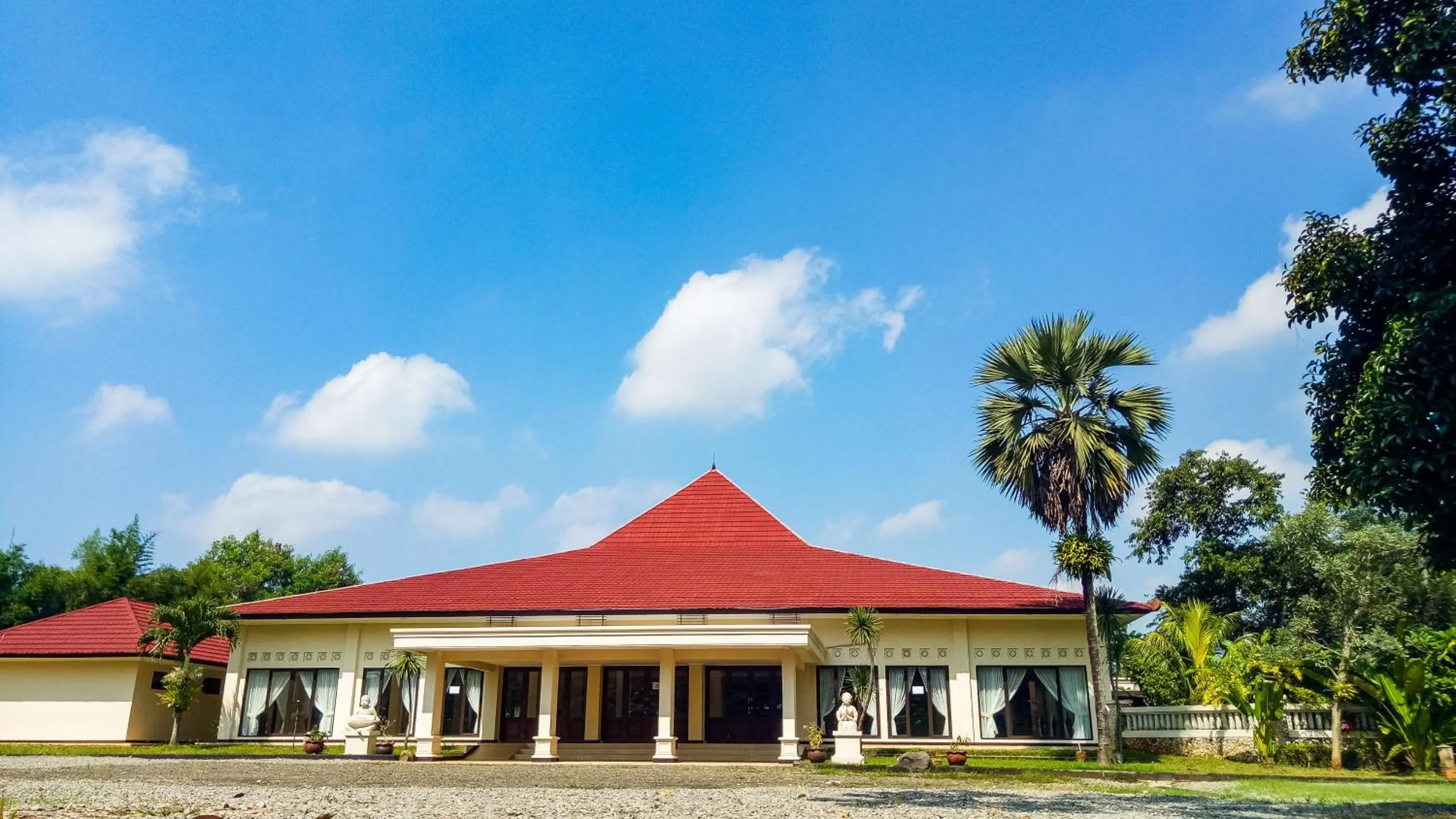 Property building in Pendopo 45 Resort