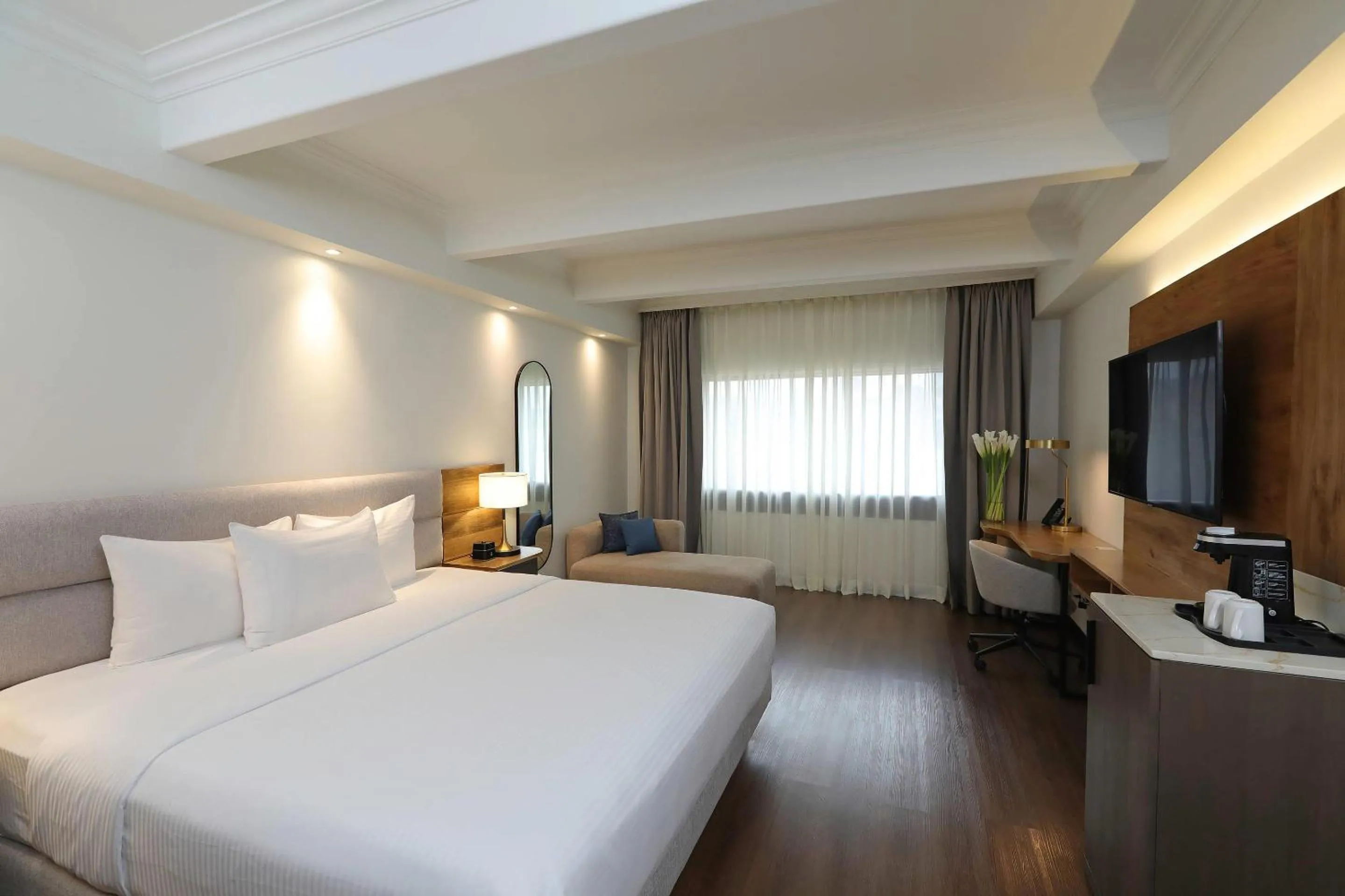 Accessible Standard King - single occupancy in Clarion Hotel Real Tegucigalpa