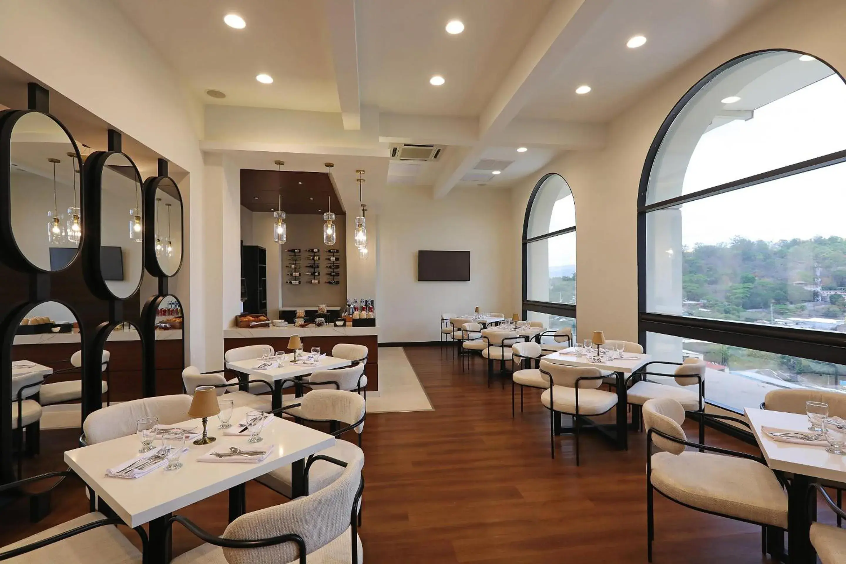 Lounge or bar in Clarion Hotel Real Tegucigalpa Lounge or bar in Clarion Hotel Real Tegucigalpa