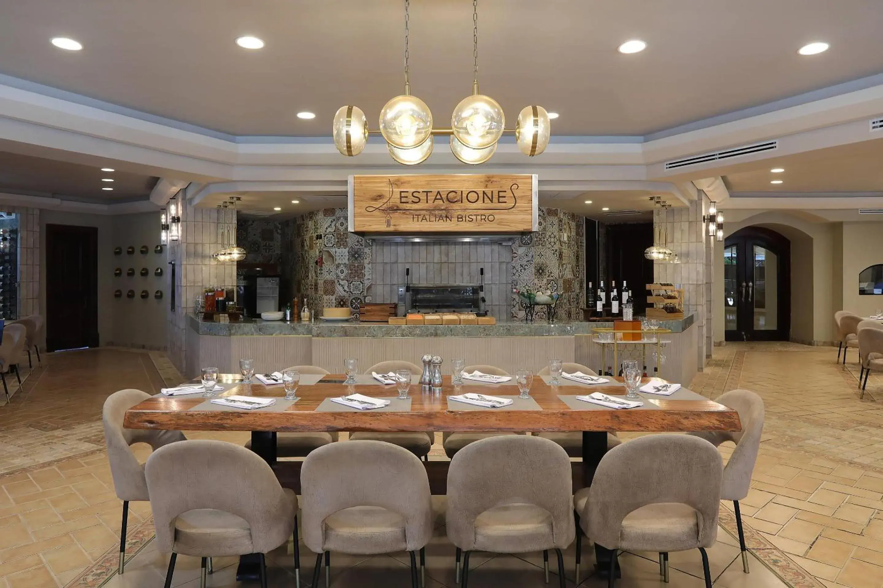 Restaurant/places to eat in Clarion Hotel Real Tegucigalpa Restaurant/places to eat in Clarion Hotel Real Tegucigalpa