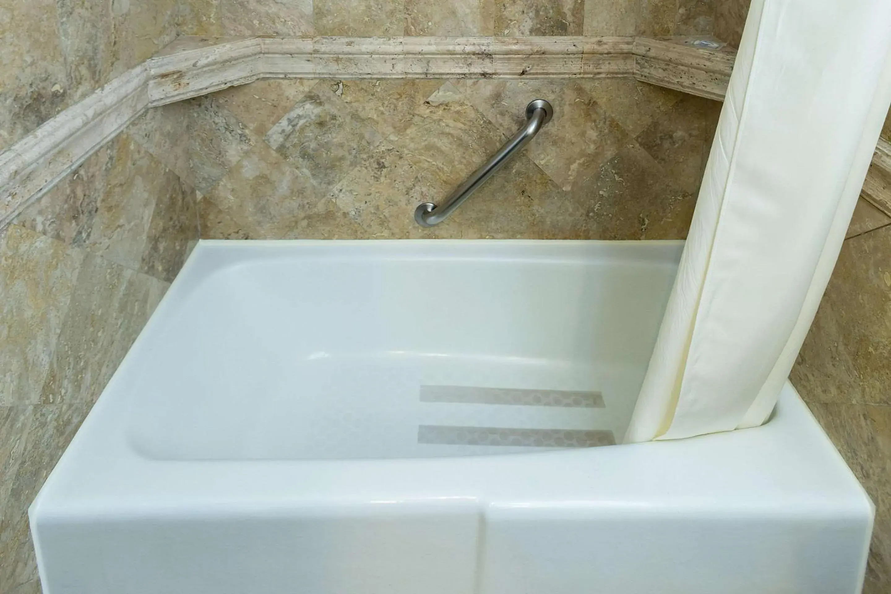 Bedroom in Clarion Hotel Real Tegucigalpa Bedroom in Clarion Hotel Real Tegucigalpa