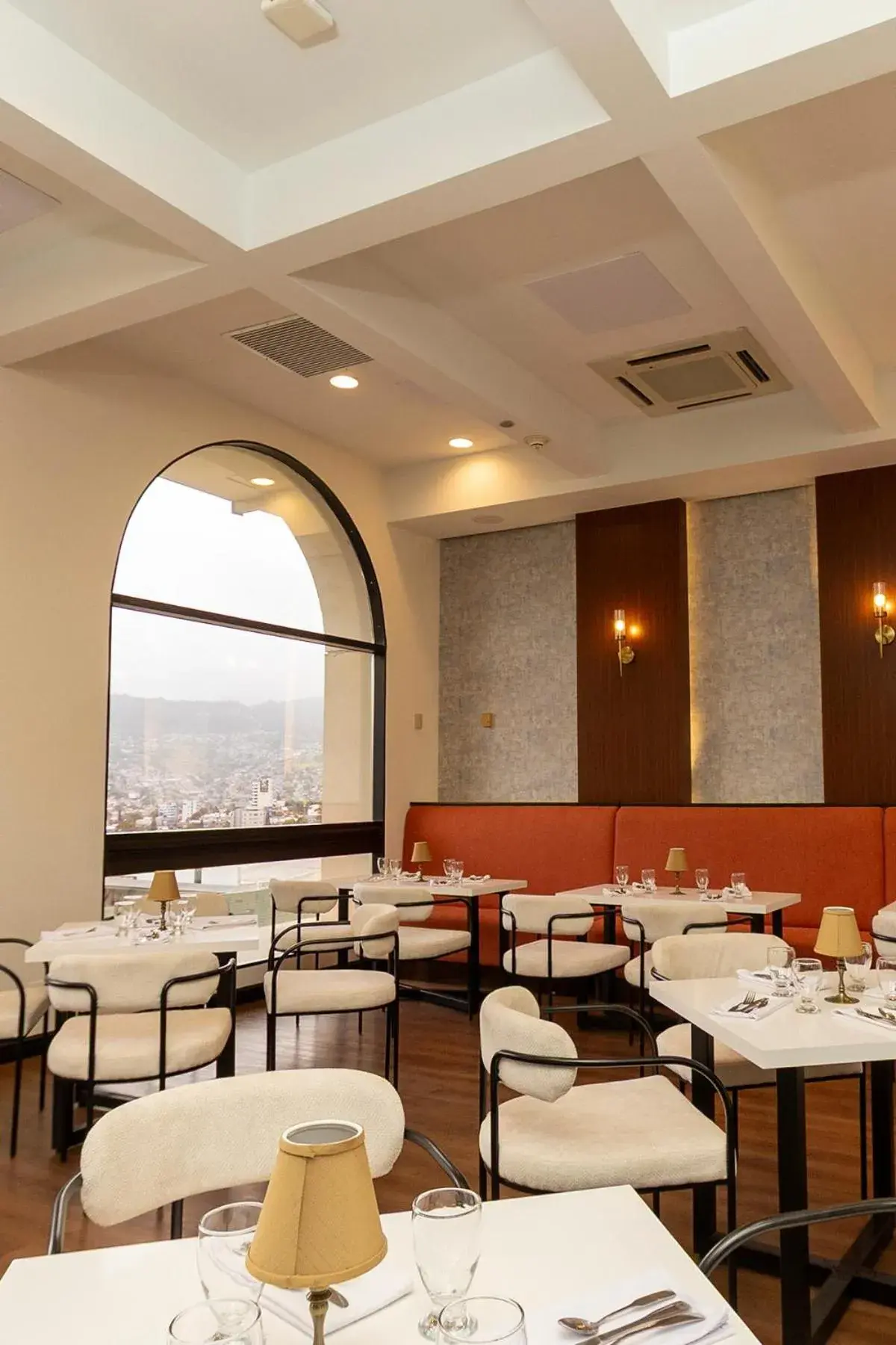 Lounge or bar in Clarion Hotel Real Tegucigalpa Lounge or bar in Clarion Hotel Real Tegucigalpa