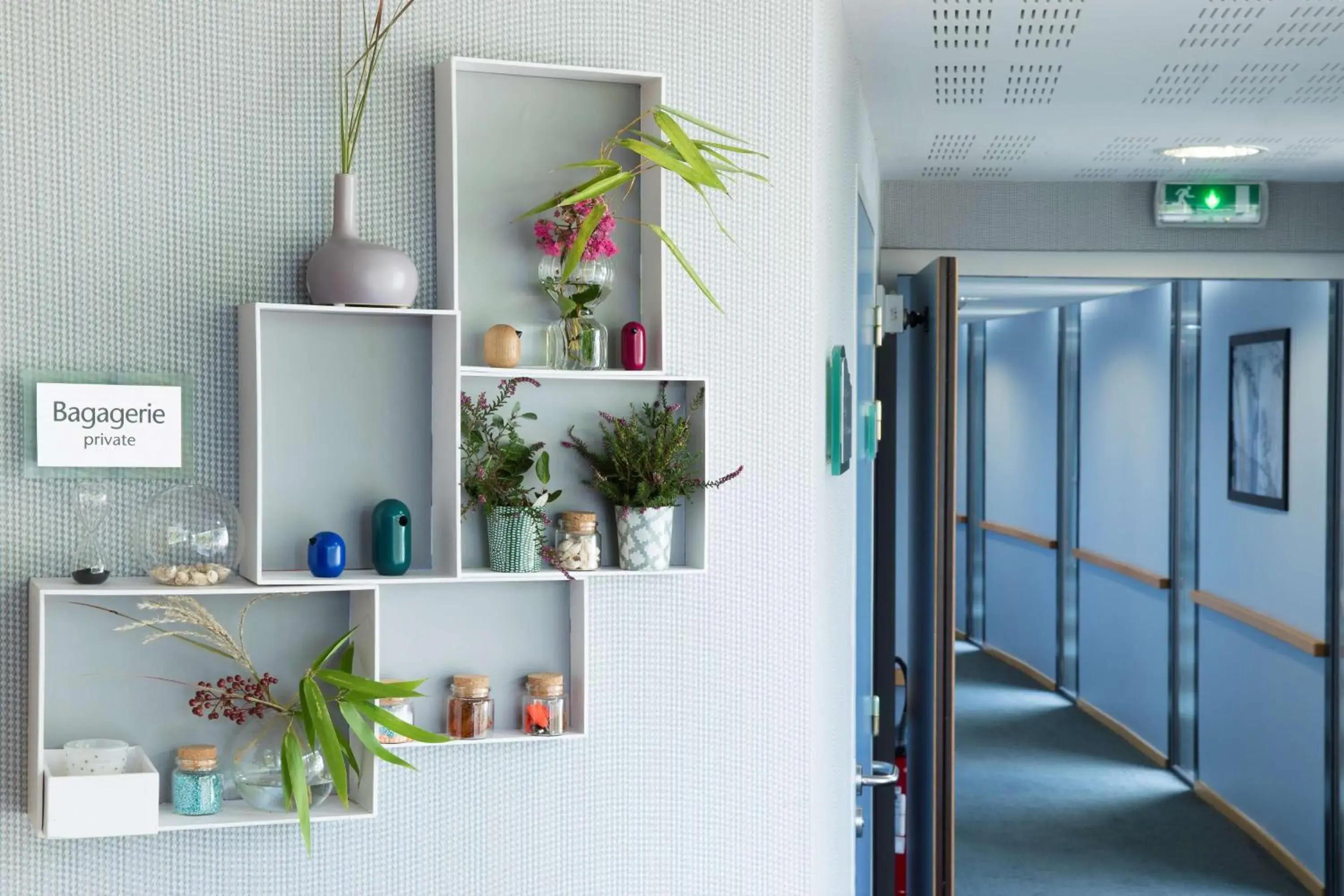 Lobby or reception in Best Western Plus Hotel De La Regate-Erdre Lobby or reception in Best Western Plus Hotel De La Regate-Erdre