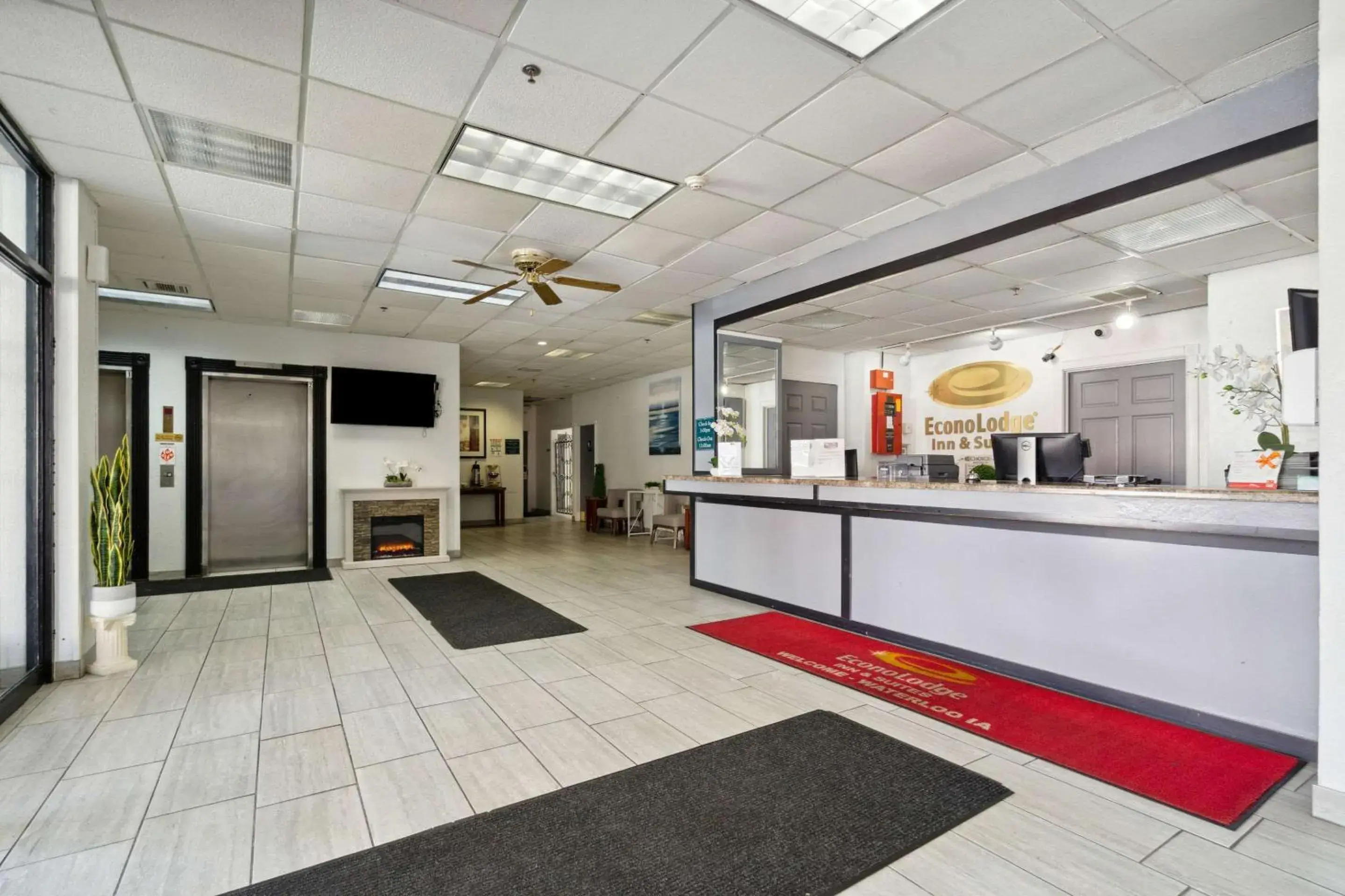 Lobby or reception, Lobby/Reception in Econo Lodge Inn & Suites