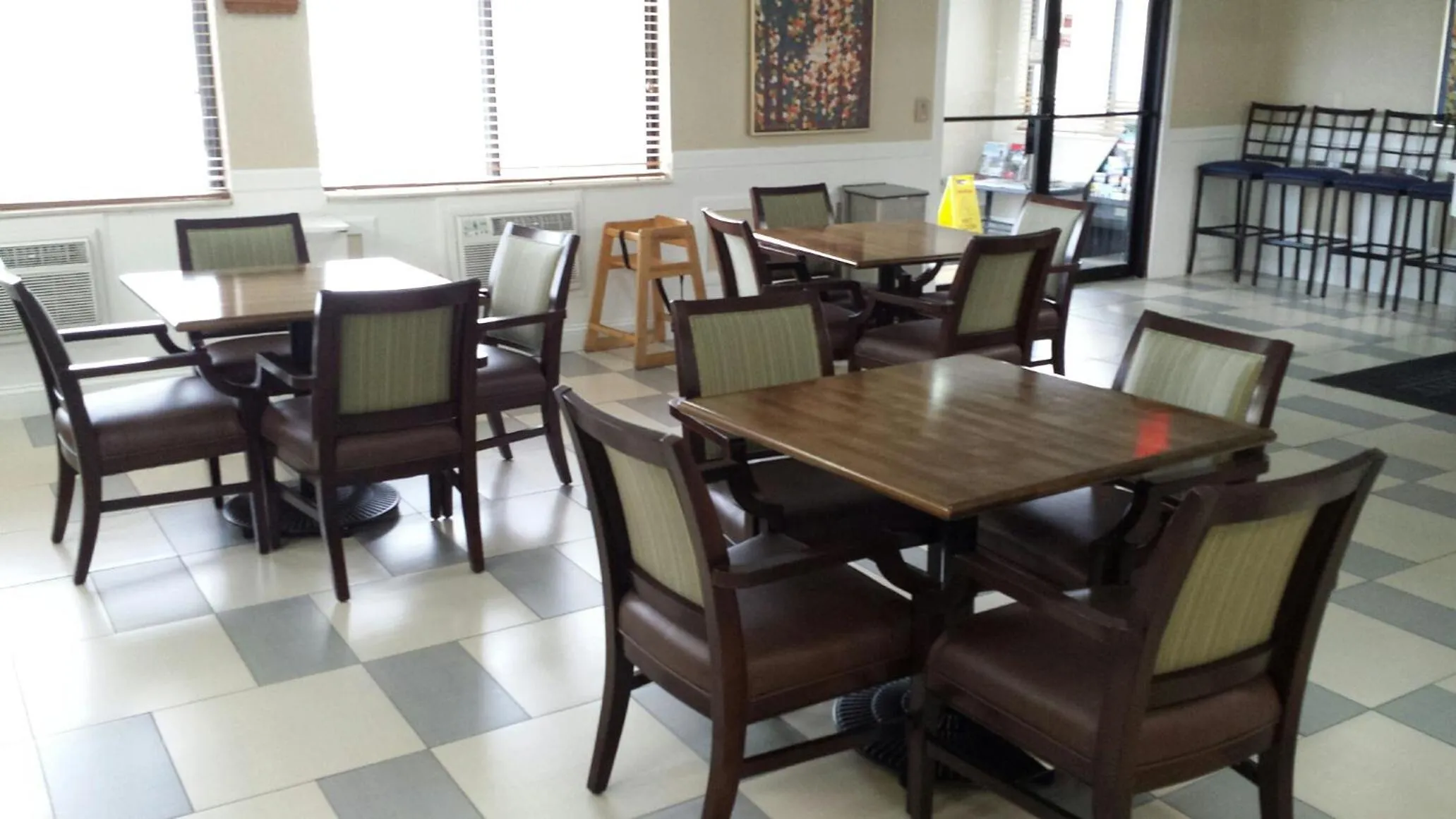 Restaurant/places to eat in Baymont by Wyndham Ames