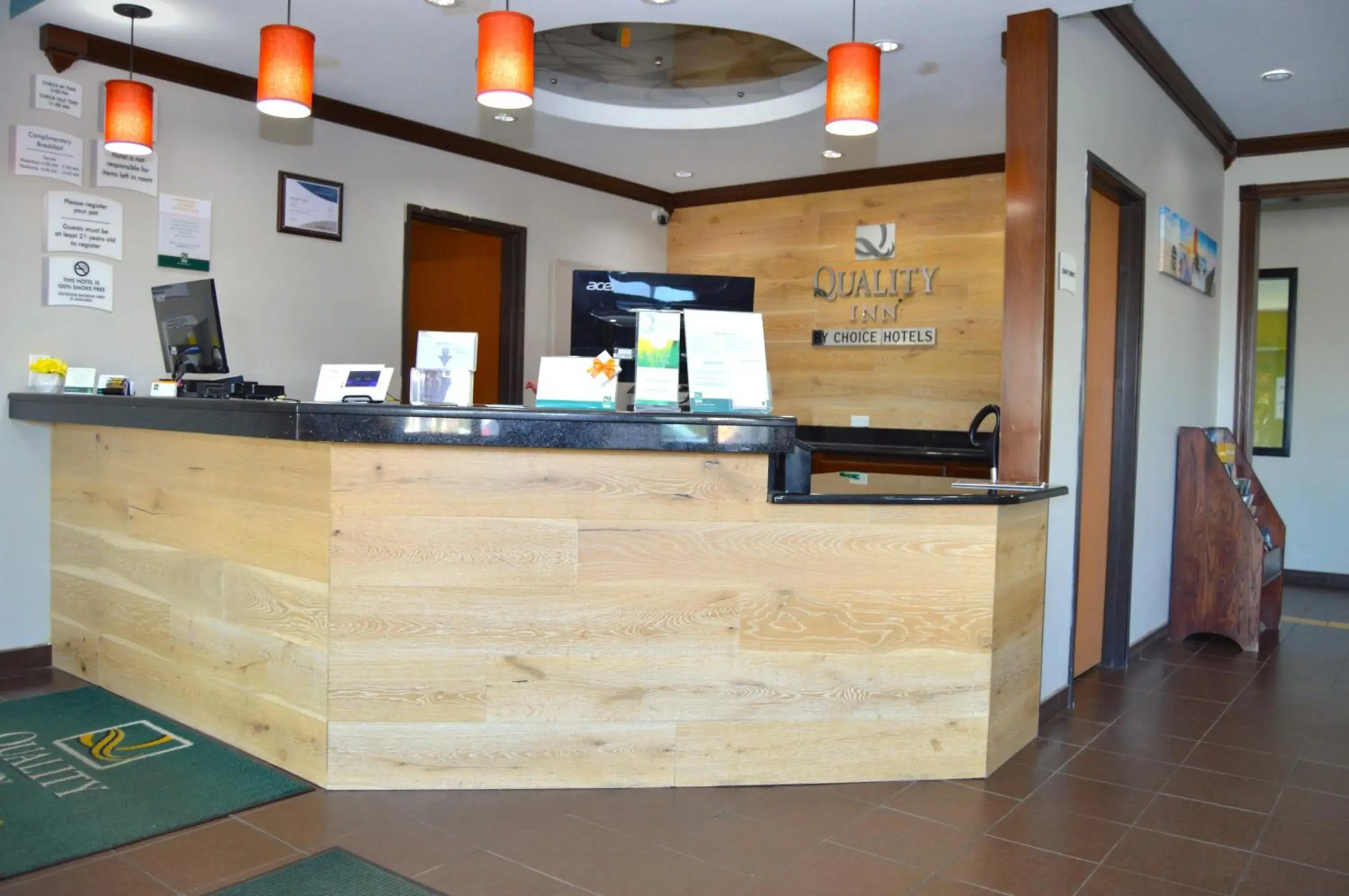 Lobby or reception in Quality Inn Coralville - Iowa River Landing Lobby or reception in Quality Inn Coralville - Iowa River Landing