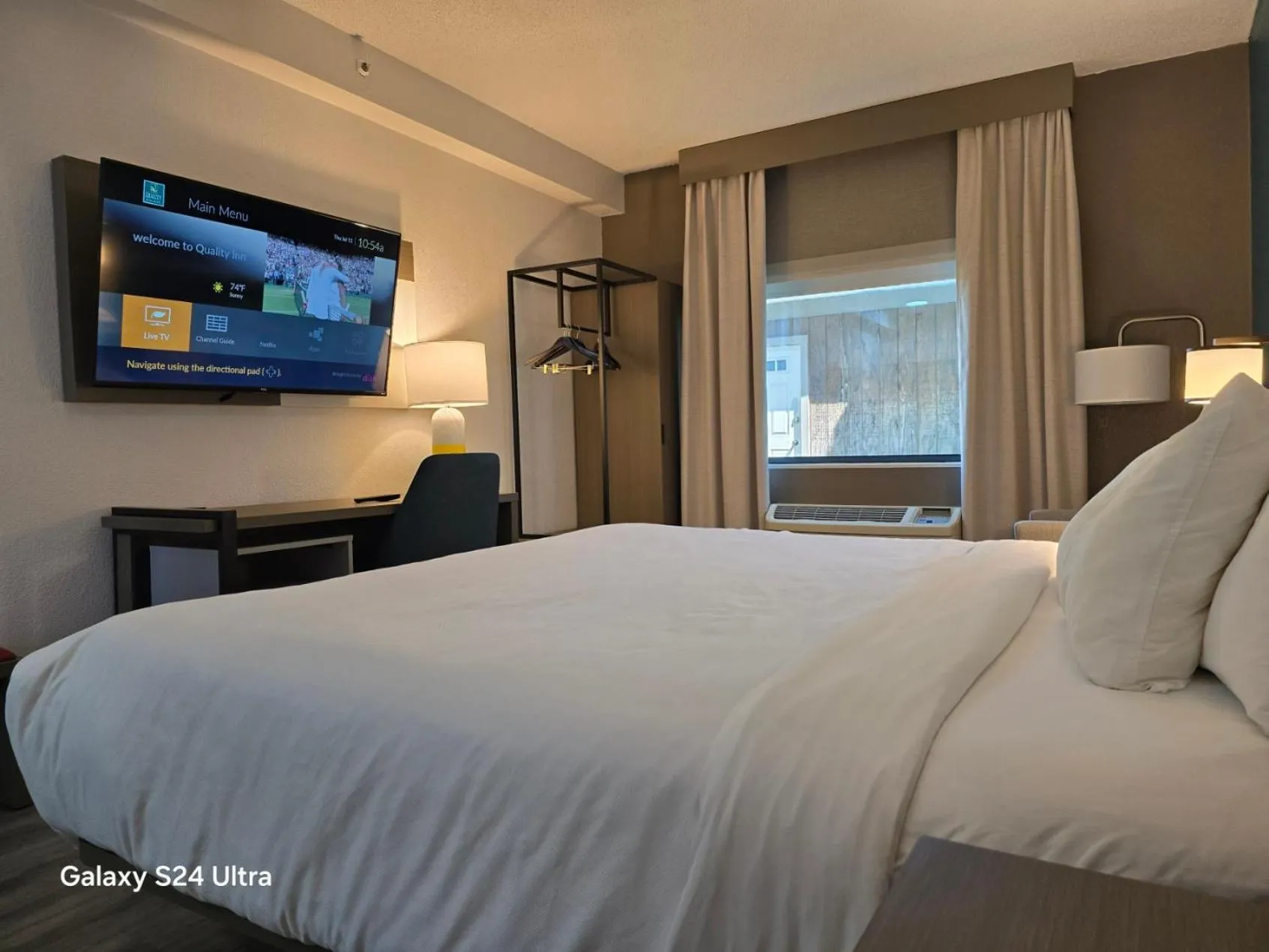 Bed in Comfort Inn & Suites