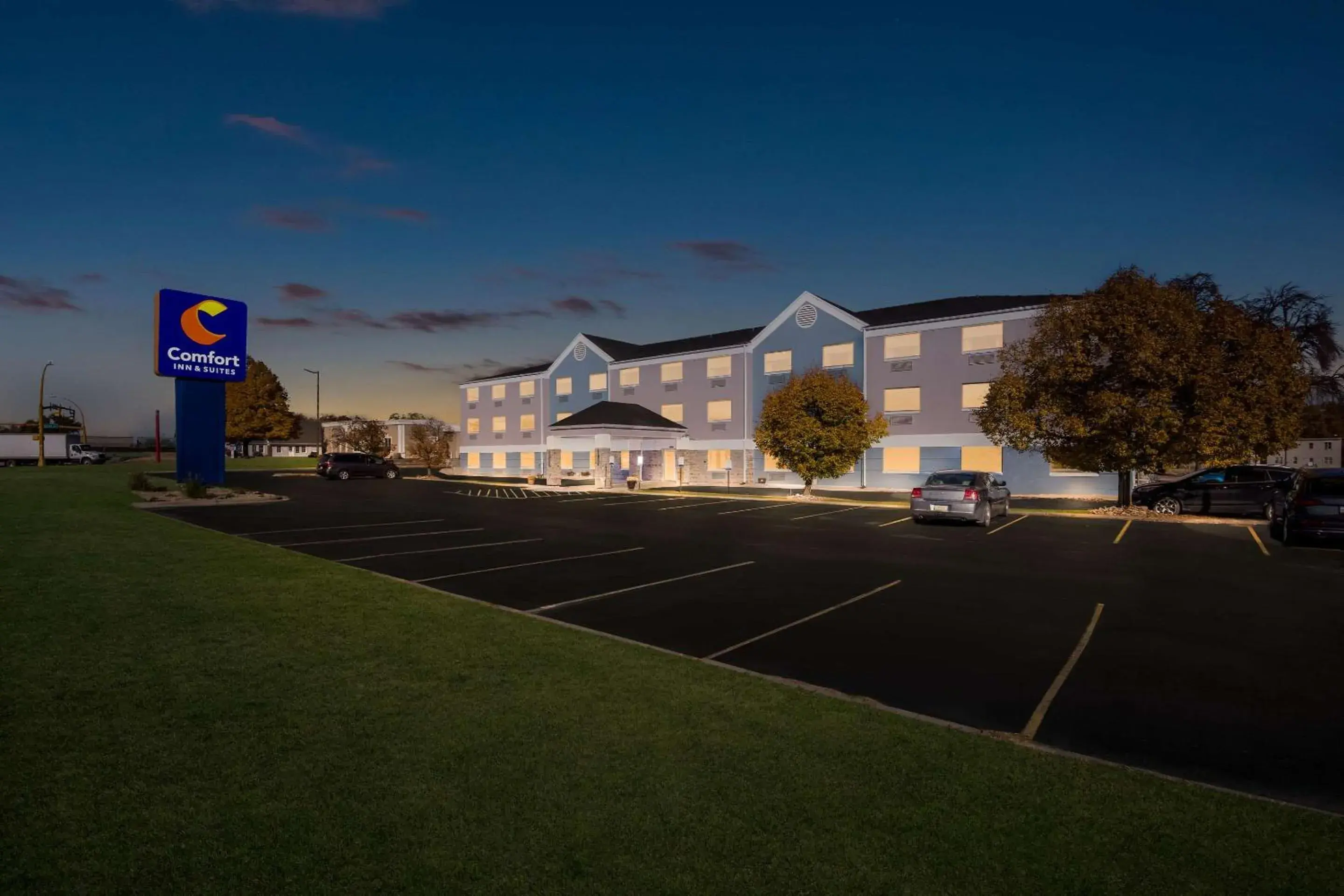 Property building in Comfort Inn & Suites Property building in Comfort Inn & Suites