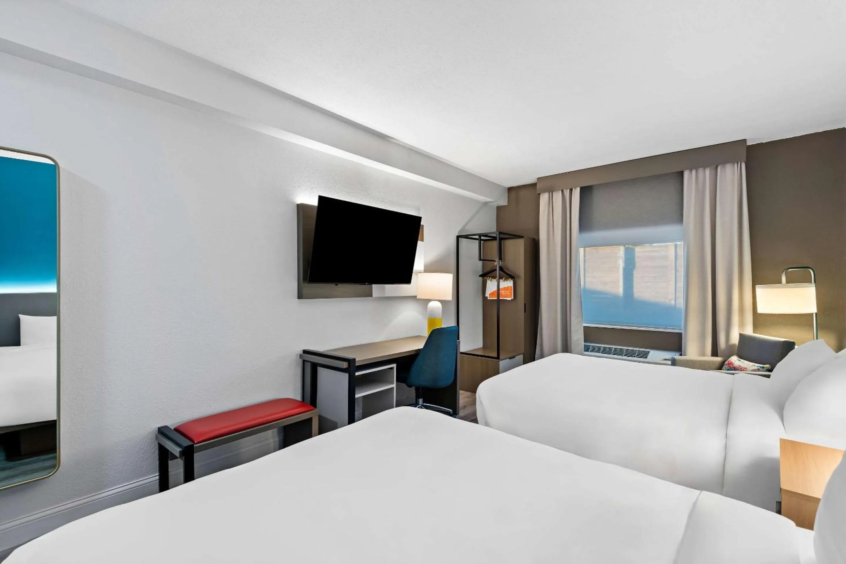 Bedroom, Bed in Comfort Inn & Suites