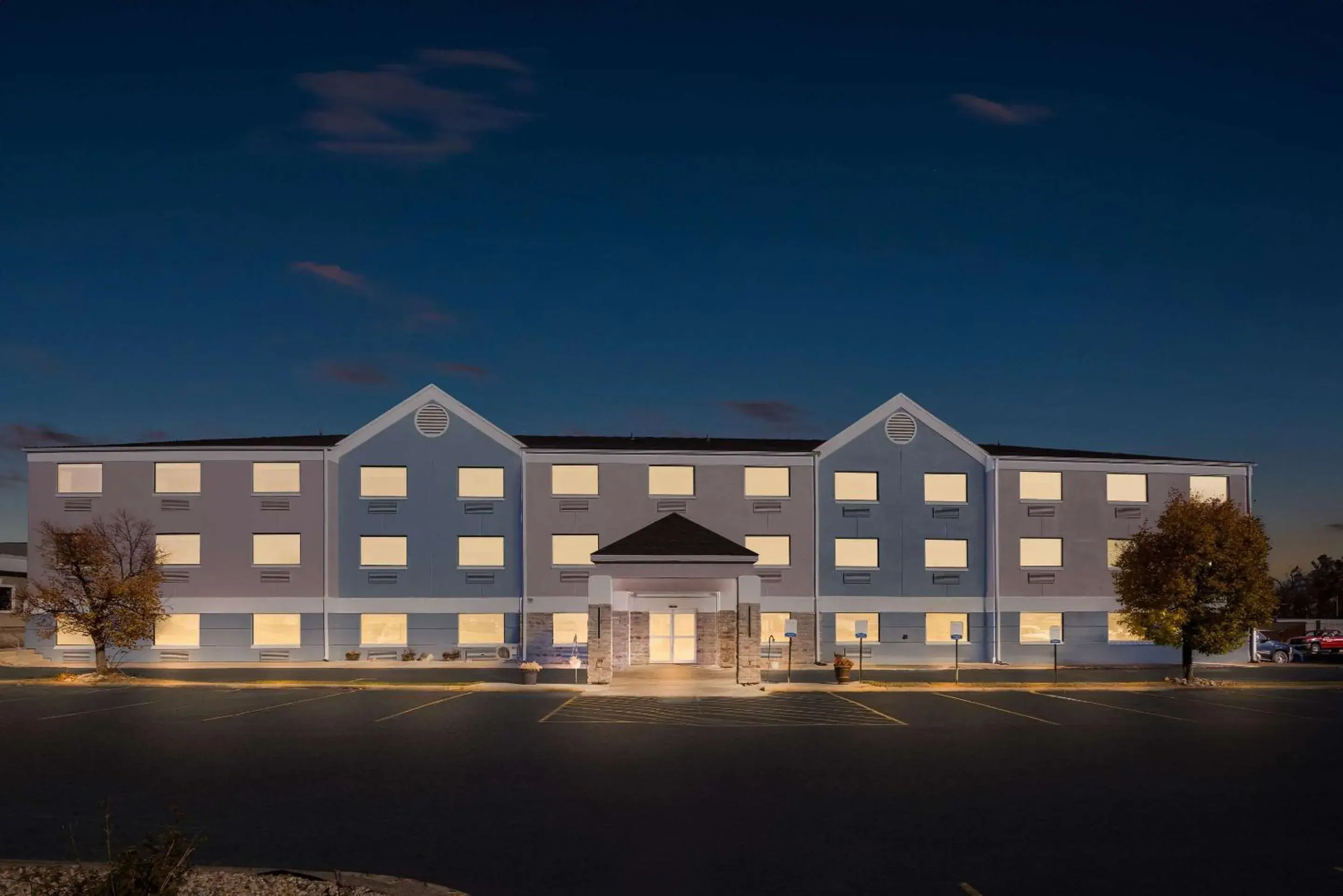 Property building in Comfort Inn & Suites Property building in Comfort Inn & Suites