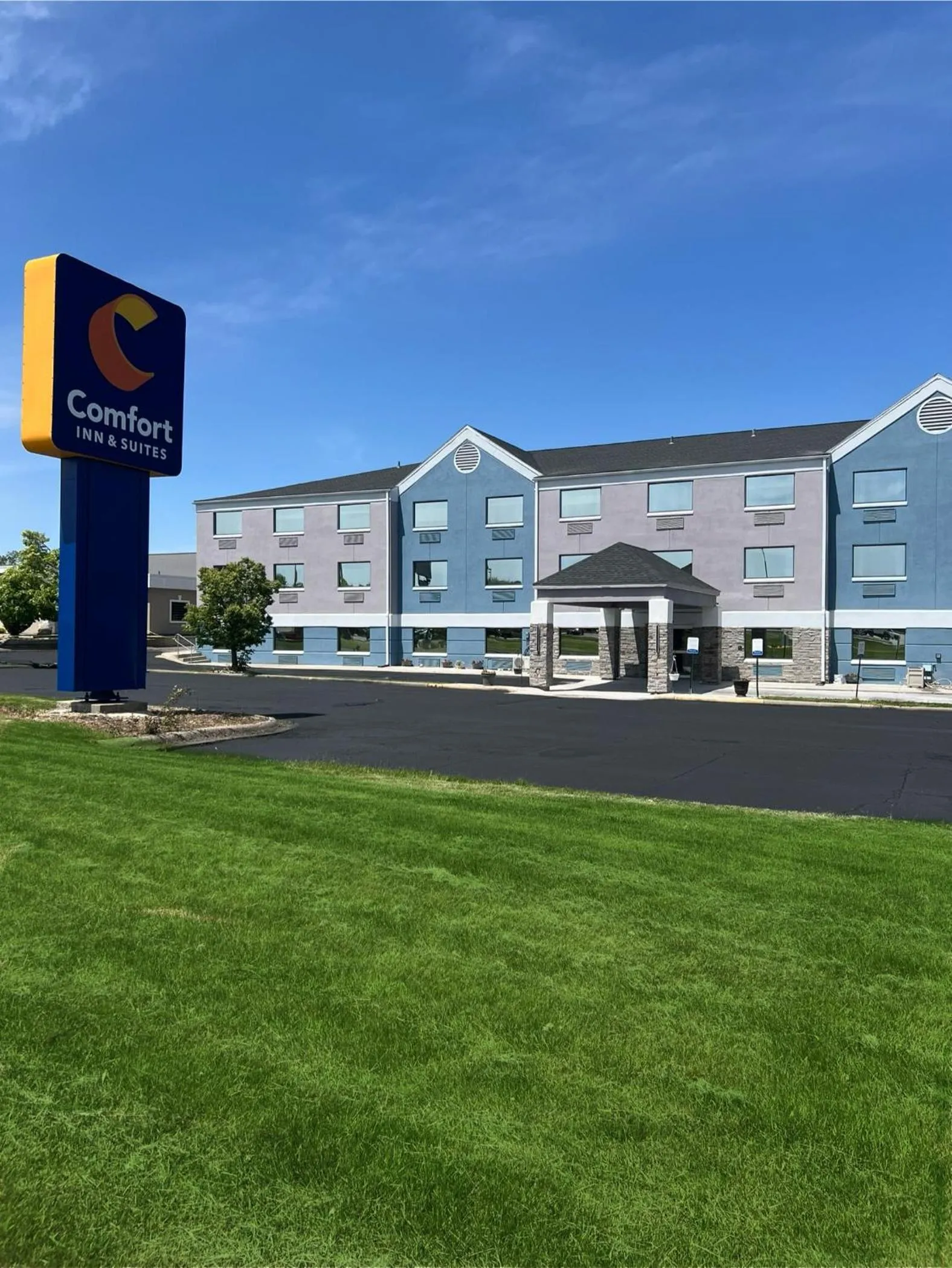 Comfort Inn & Suites