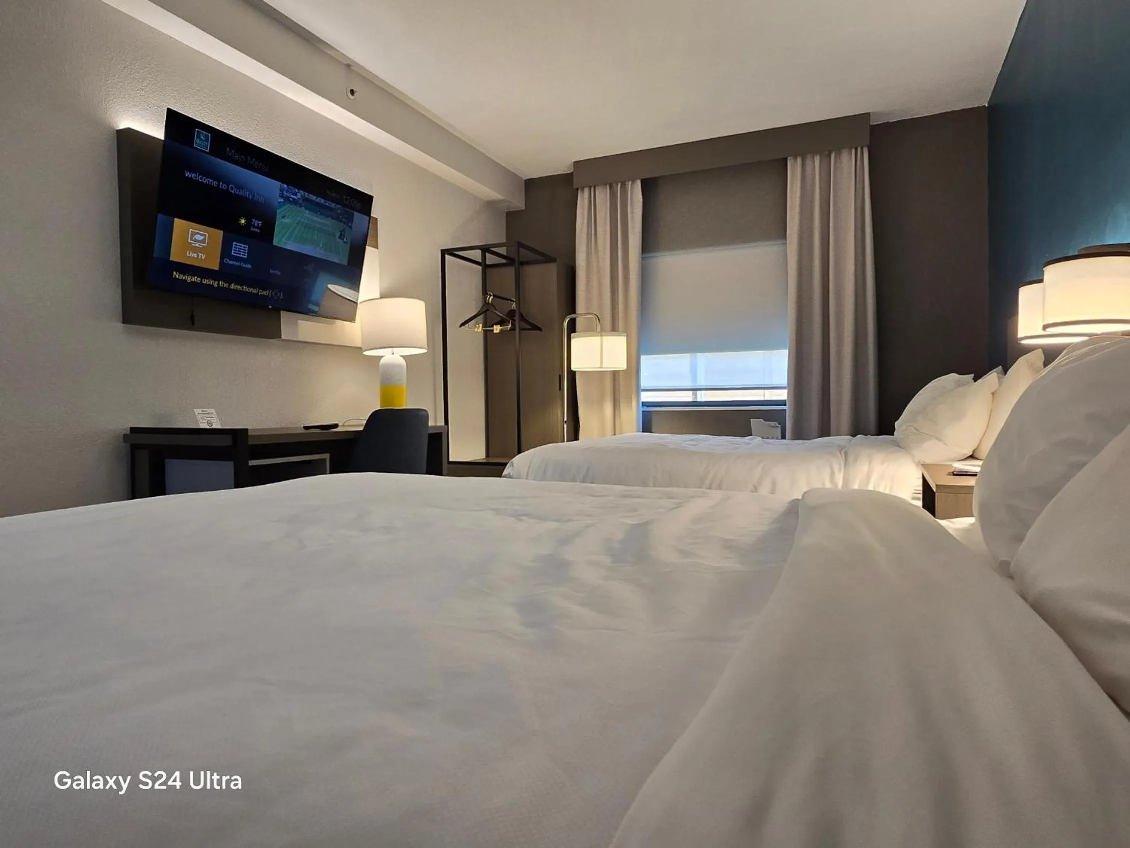 Bed in Comfort Inn & Suites