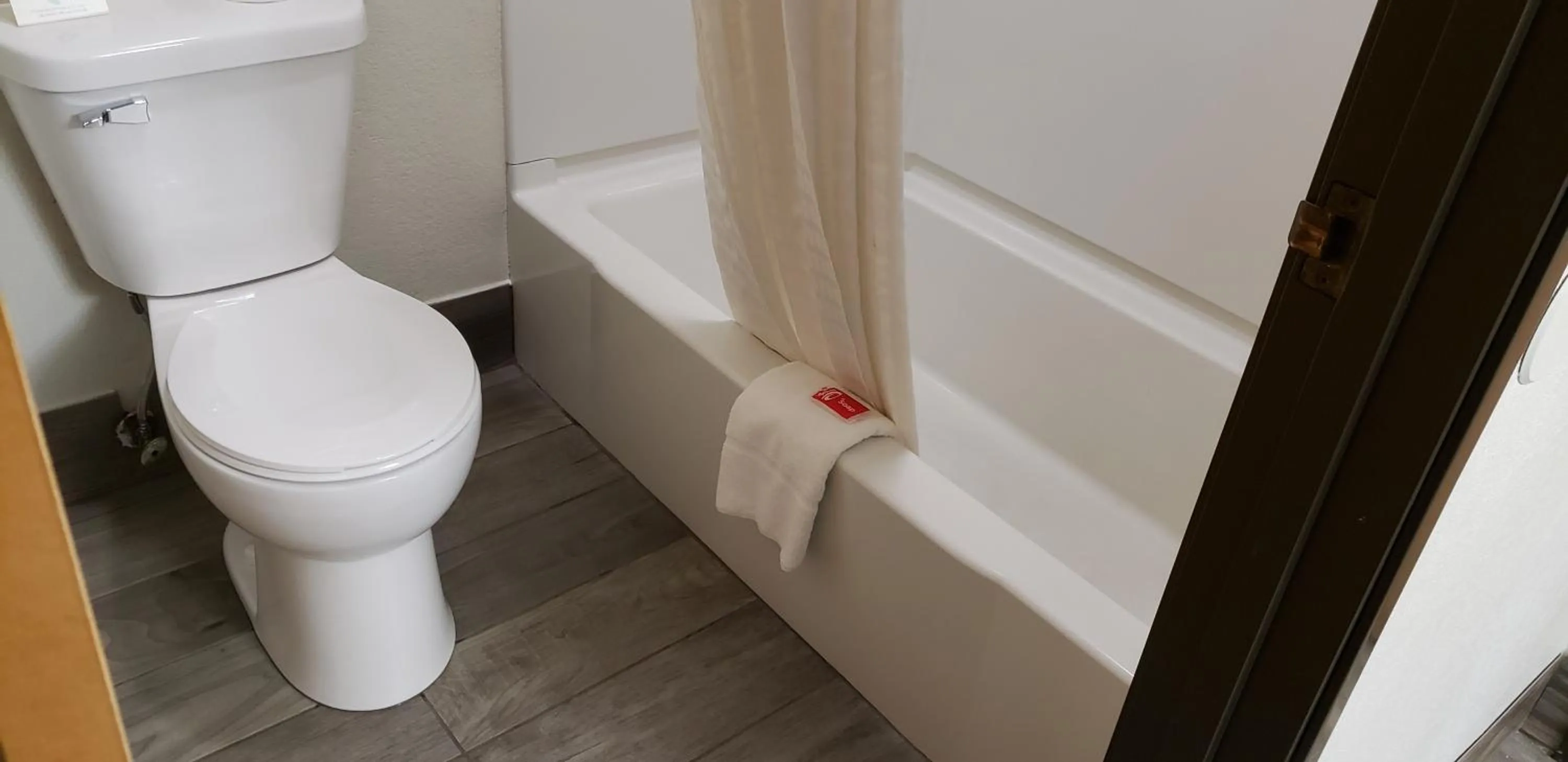 Econo Lodge Cedar Rapids South