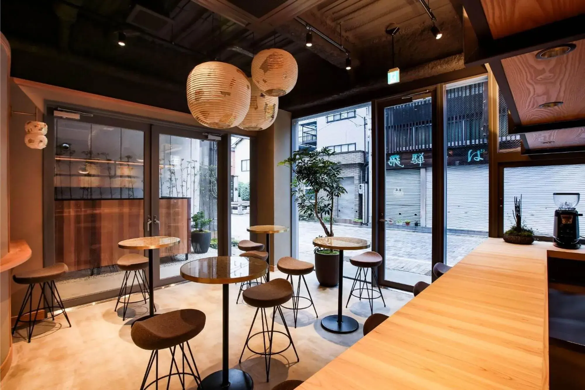 Lounge or bar in eph TAKAYAMA Lounge or bar in eph TAKAYAMA