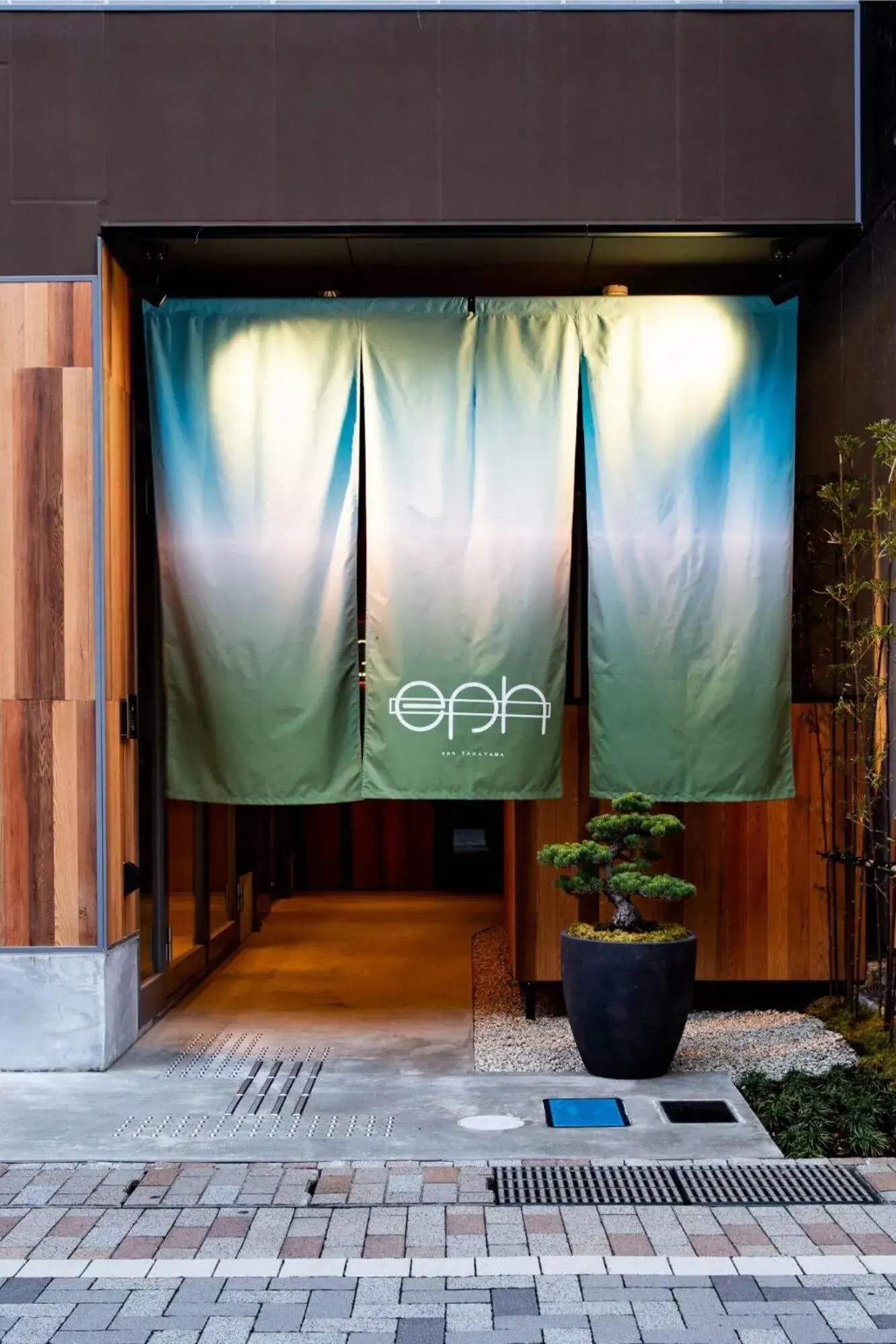 Property building in eph TAKAYAMA Property building in eph TAKAYAMA