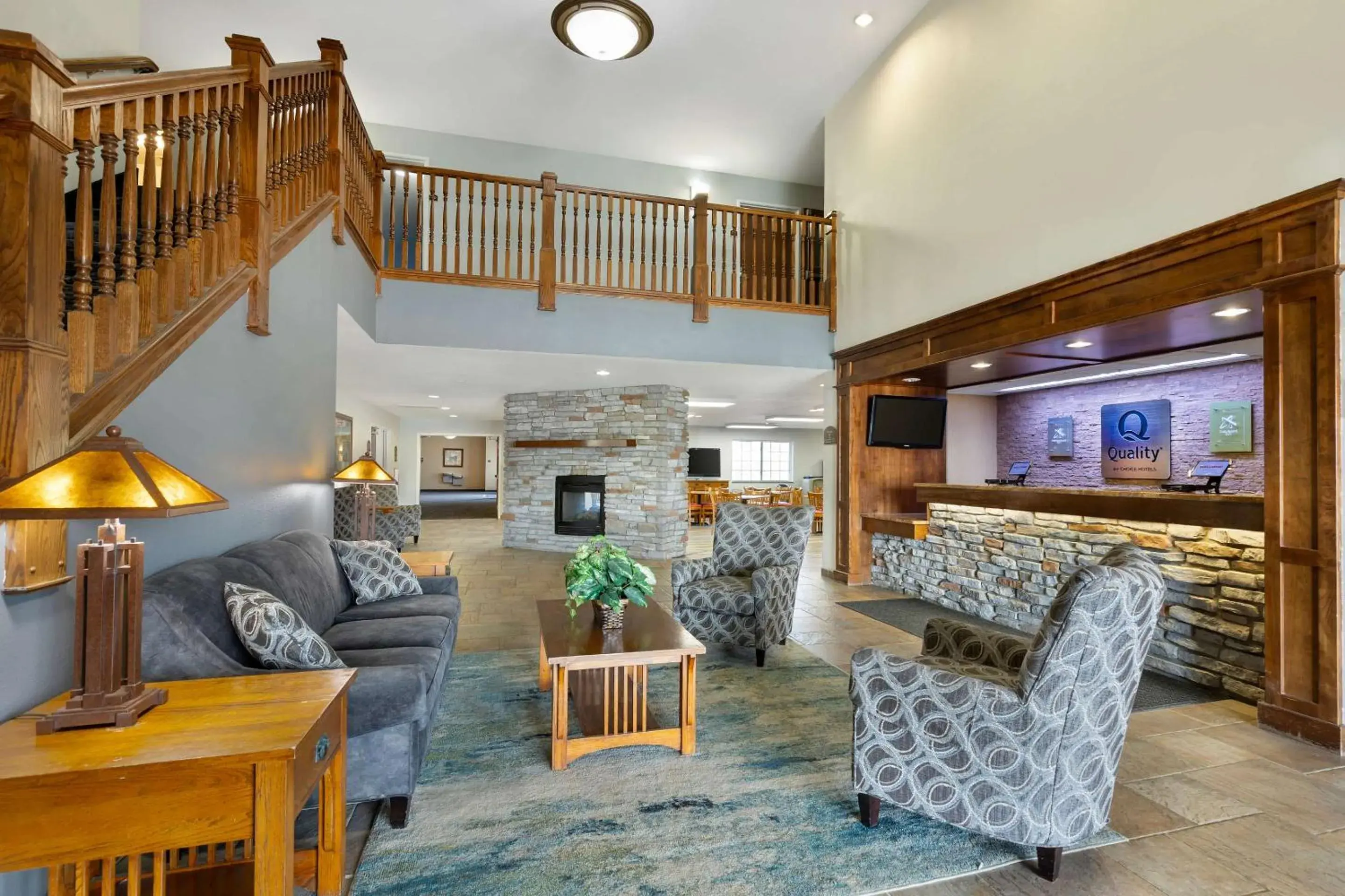 Quality Inn & Suites Fort Madison near Hwy 61 Quality Inn & Suites Fort Madison near Hwy 61