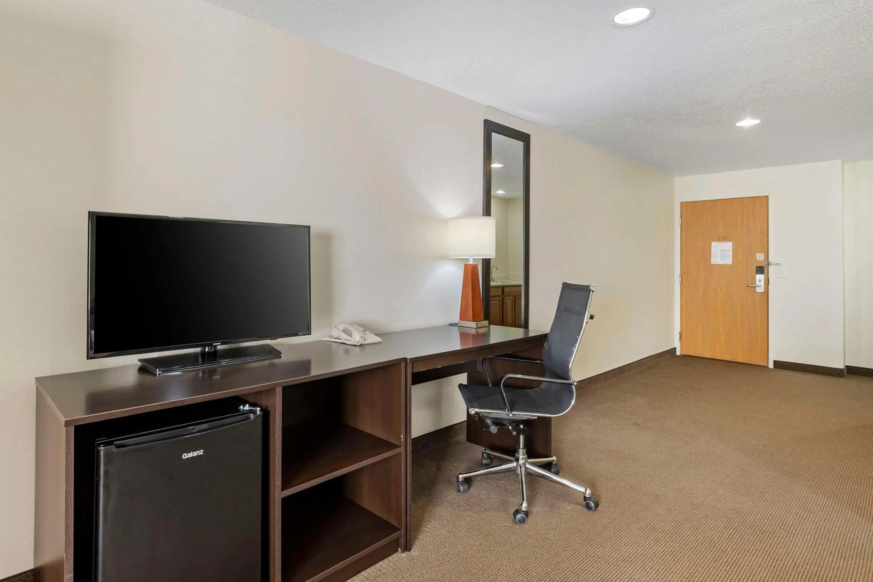 Bedroom in Sleep Inn & Suites Charles City