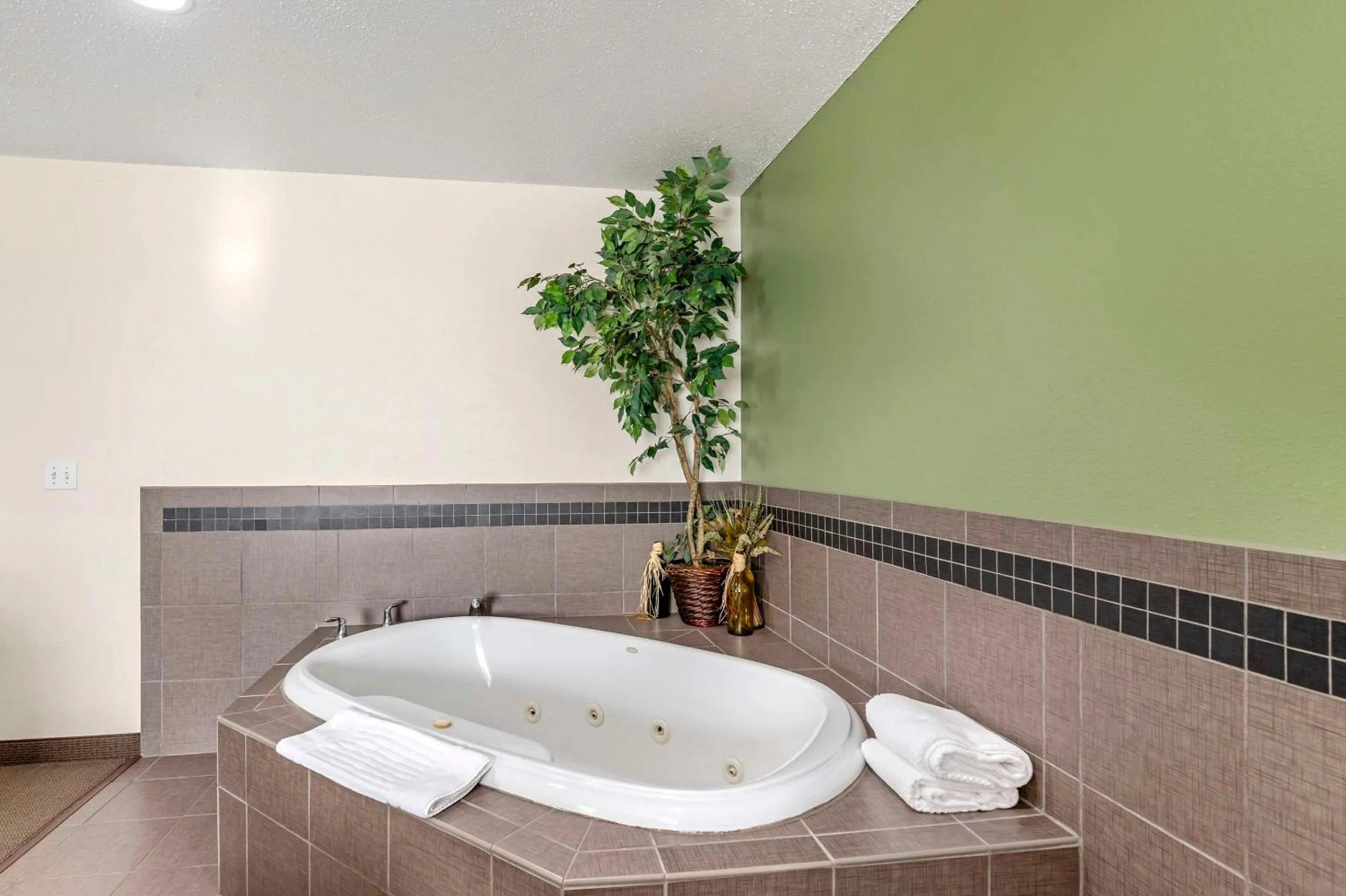 Bedroom in Sleep Inn & Suites Charles City