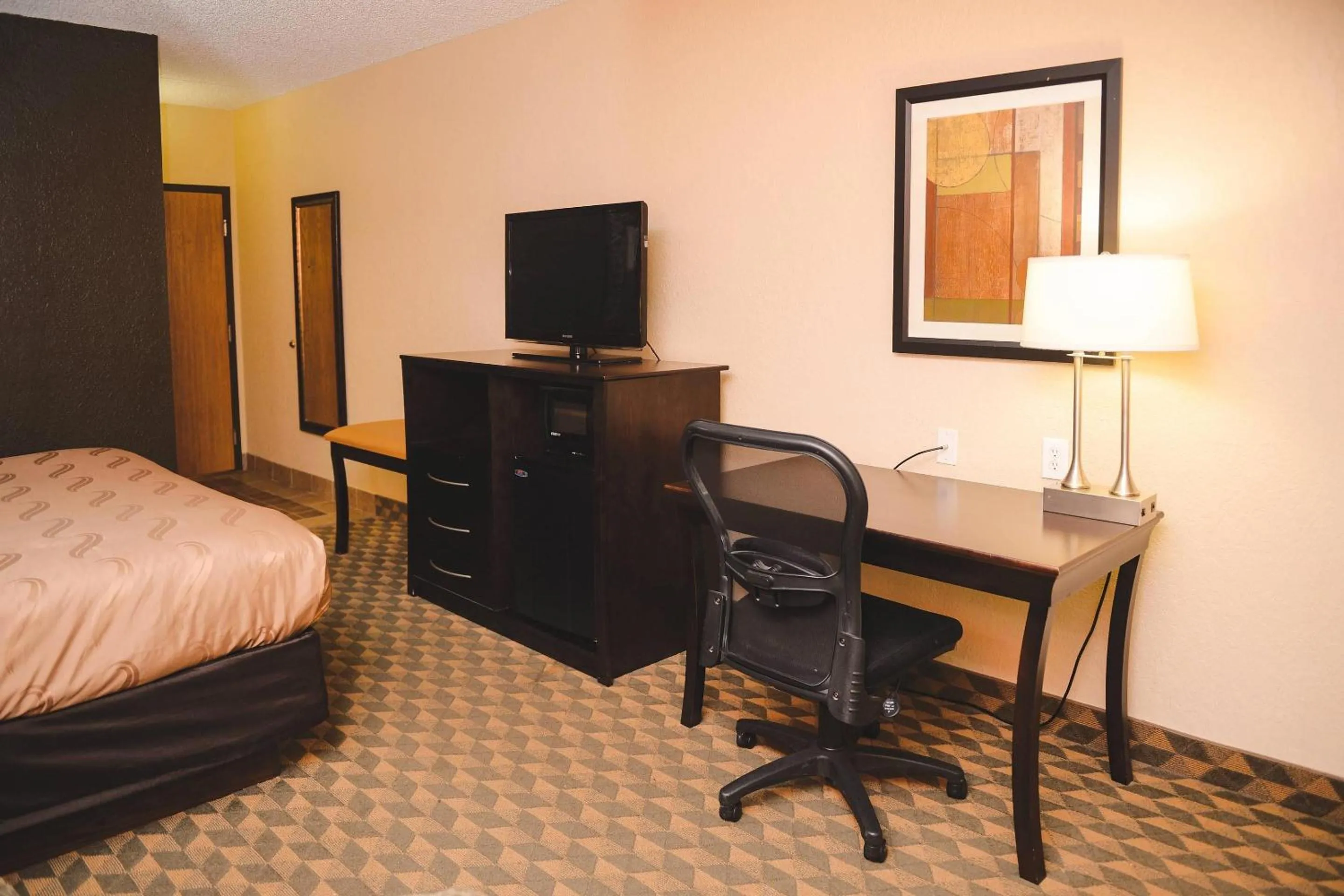 Bedroom, Bed in Quality Inn & Suites Ames Conference Center Near ISU Campus