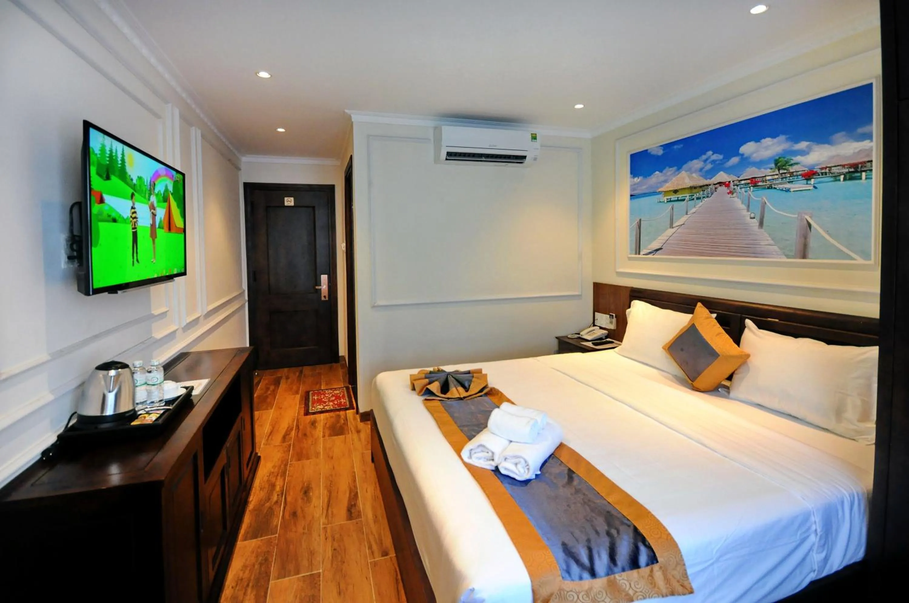 TV and multimedia, Bed in Apollo Hotel Nha Trang Beach