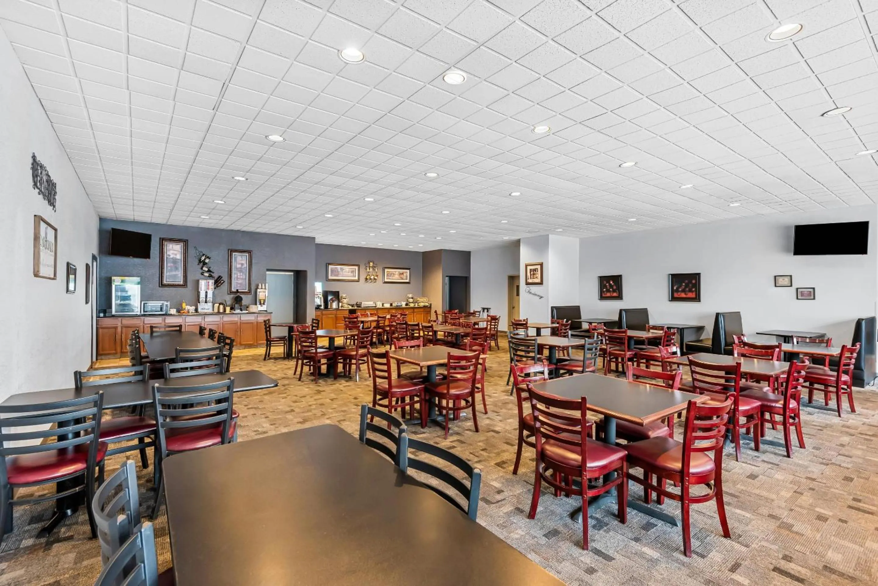 Breakfast in Quality Inn Fort Dodge