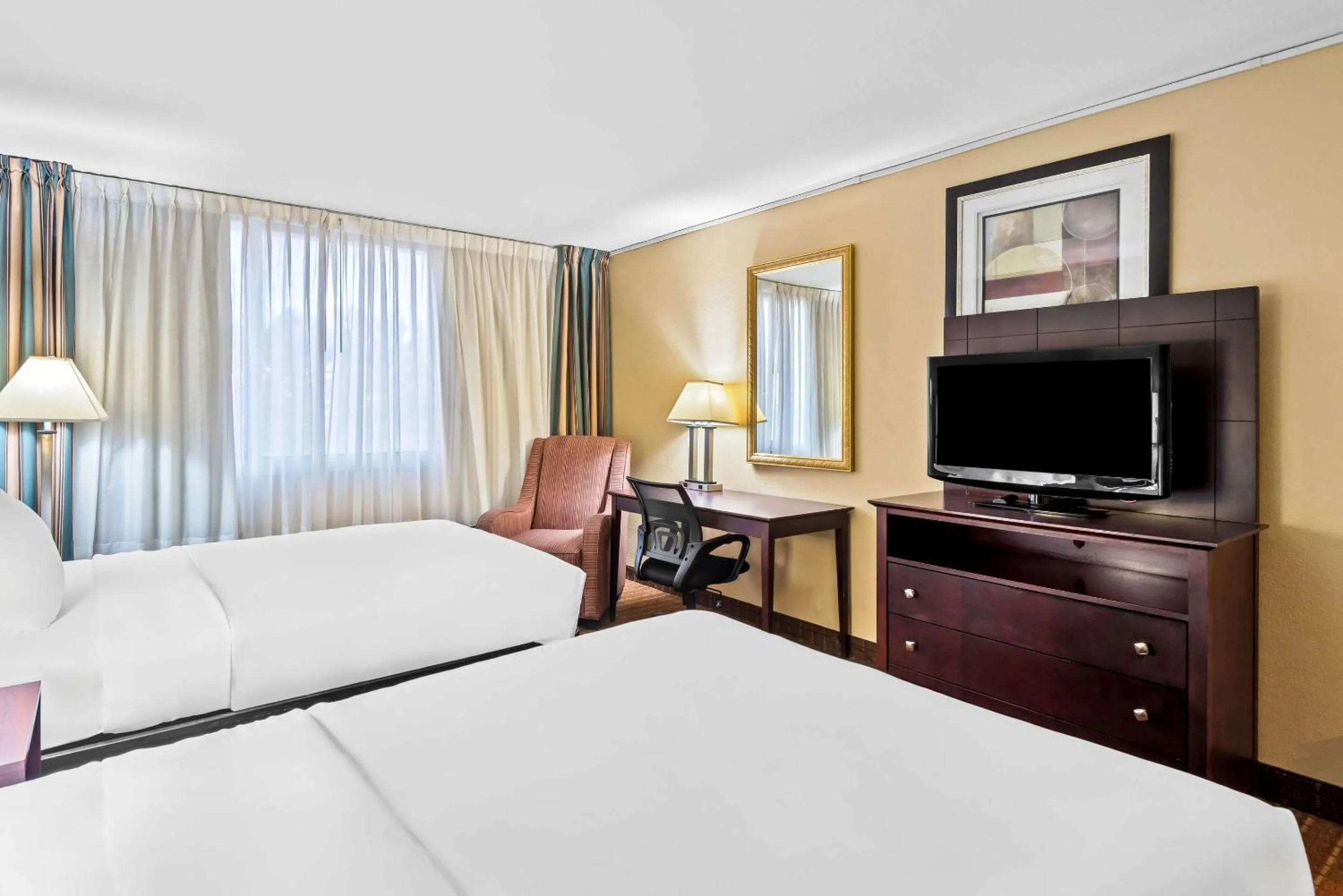 Bedroom, Bed in Quality Inn Fort Dodge