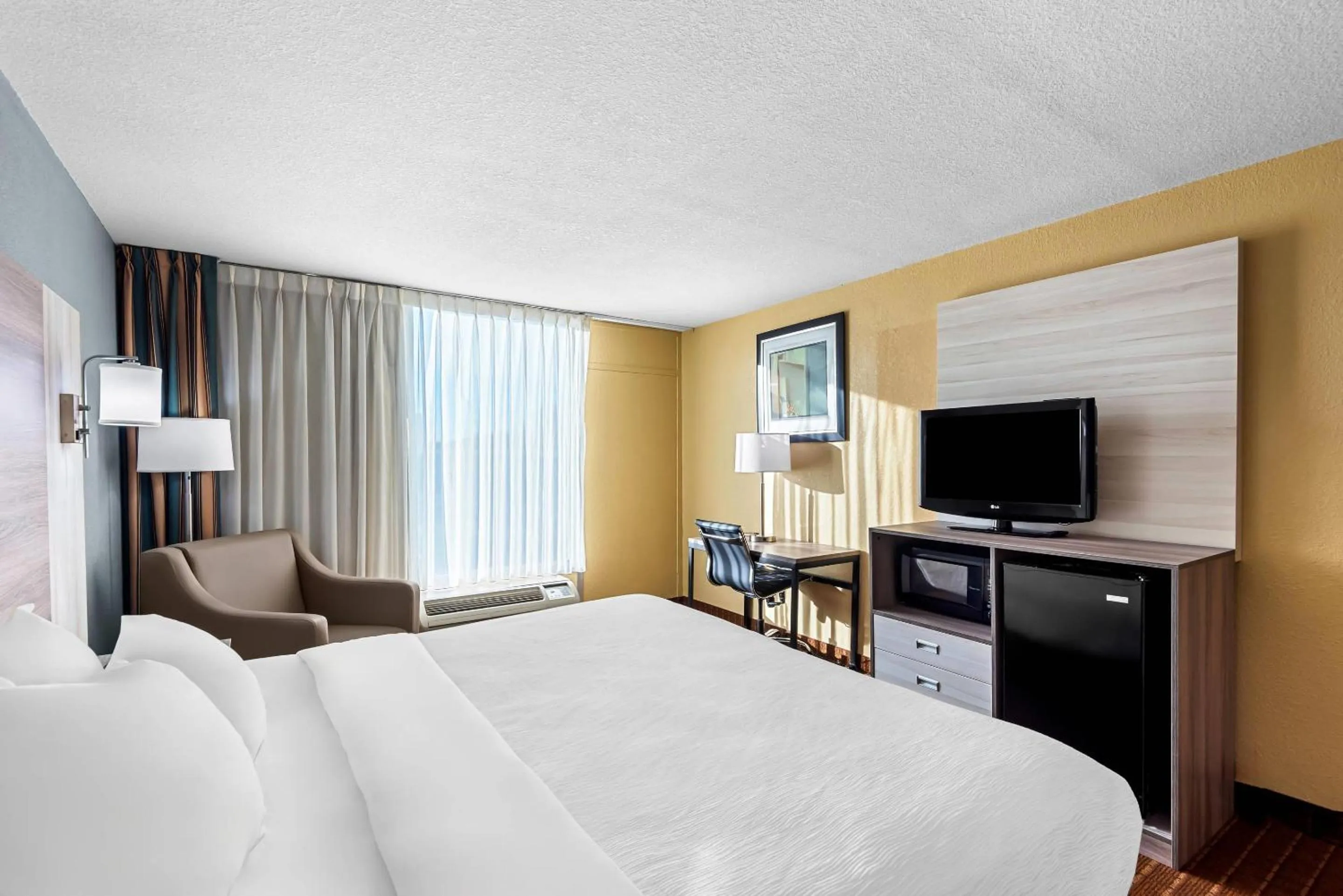 Bedroom, Bed in Quality Inn Fort Dodge