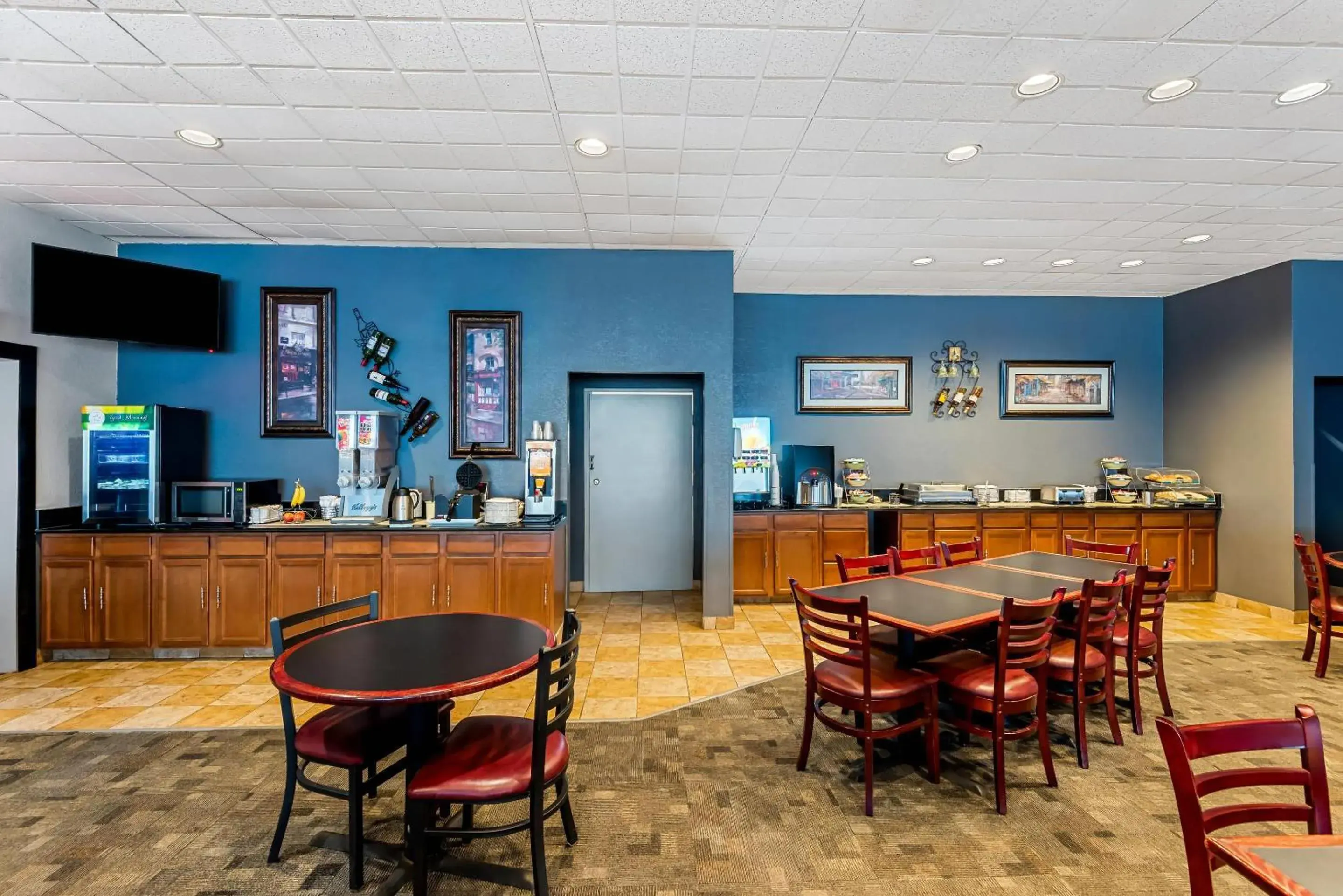 Breakfast in Quality Inn Fort Dodge Breakfast in Quality Inn Fort Dodge