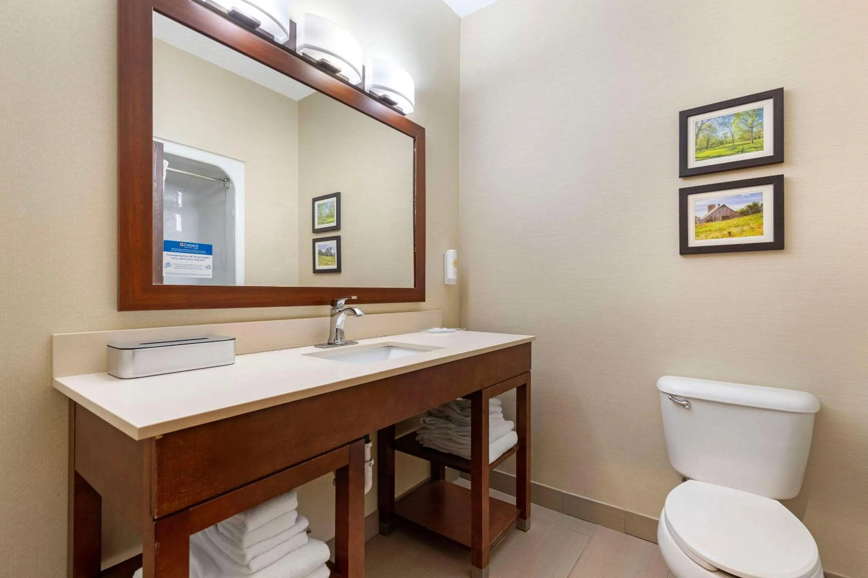 Bedroom in Comfort Suites