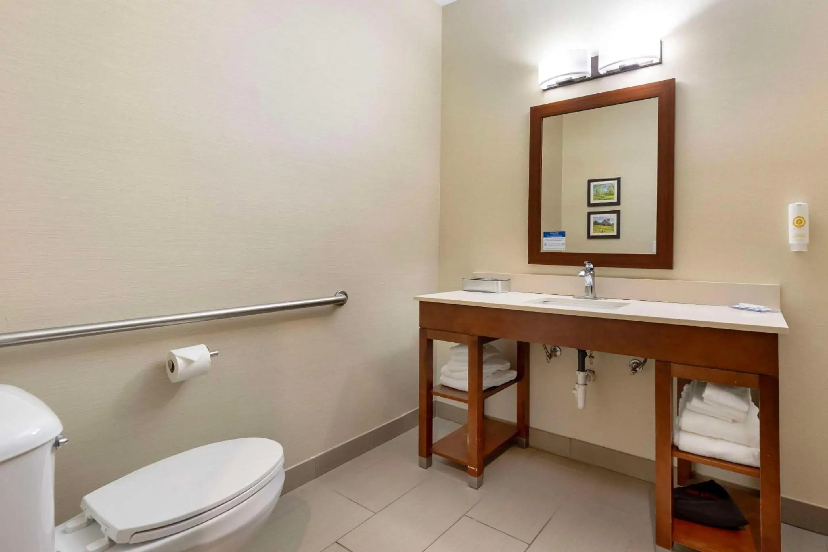 Bedroom in Comfort Suites Bedroom in Comfort Suites