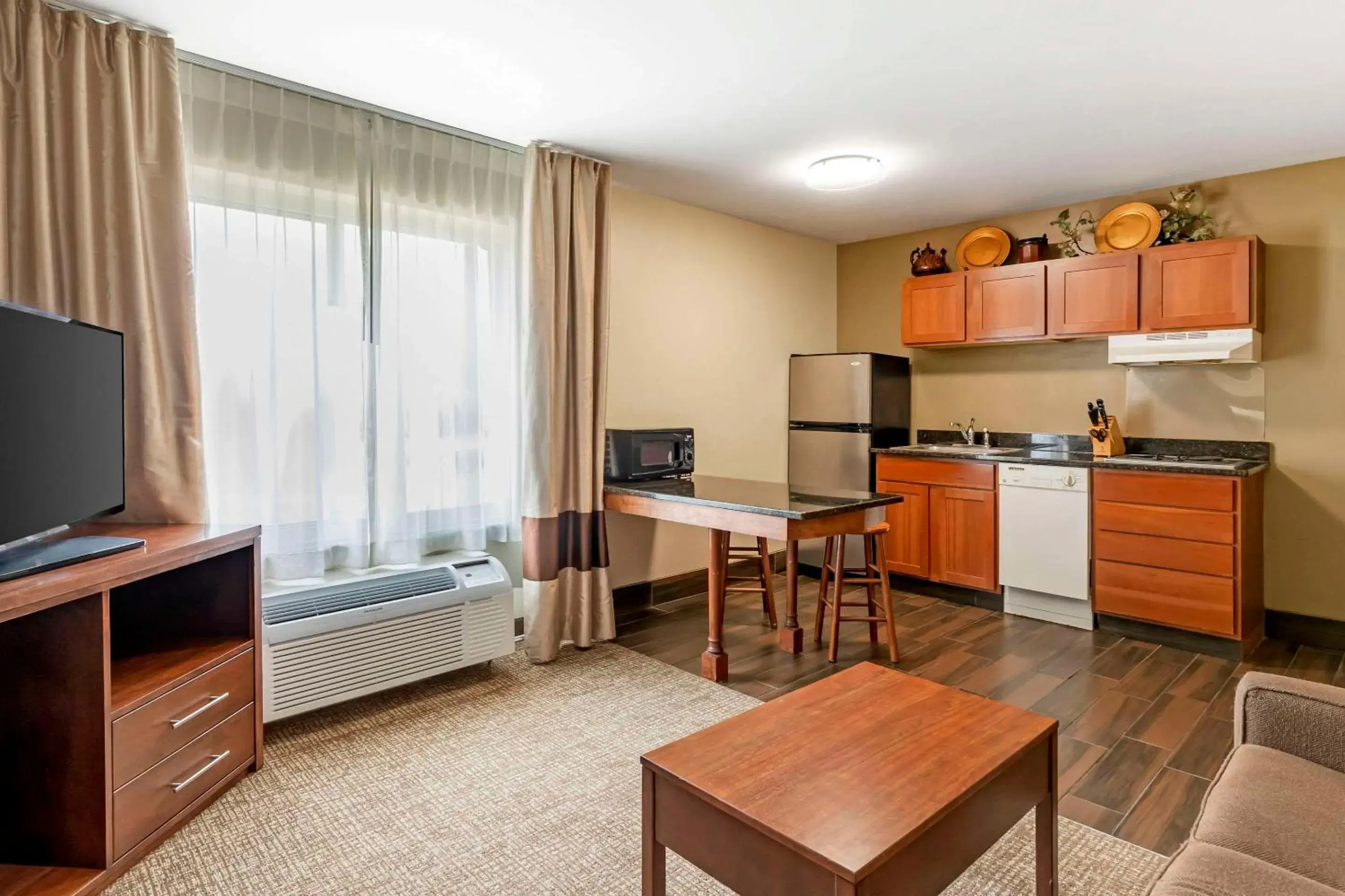 Bedroom in Comfort Inn & Suites Grinnell near I-80 Bedroom in Comfort Inn & Suites Grinnell near I-80