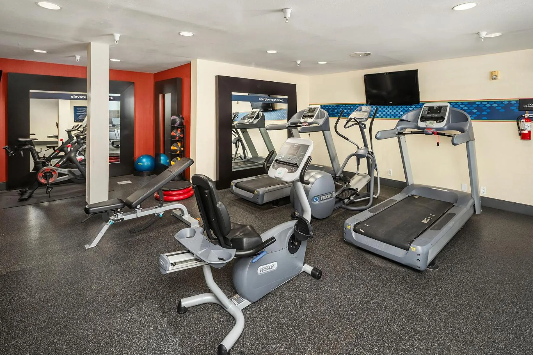 Fitness centre/facilities in Hampton Inn & Suites Seattle North/Lynnwood