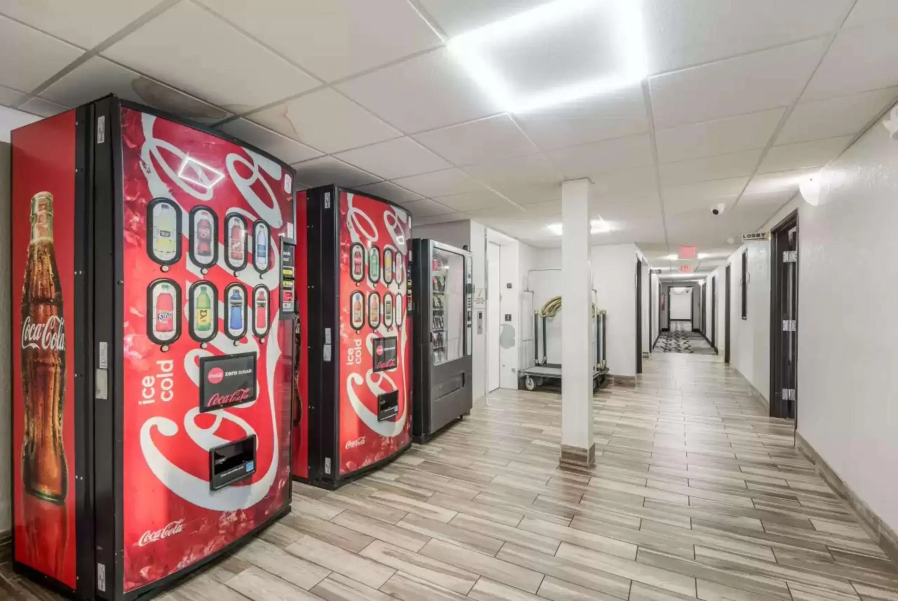 Property building in Sonesta Essential Des Moines Property building in Sonesta Essential Des Moines