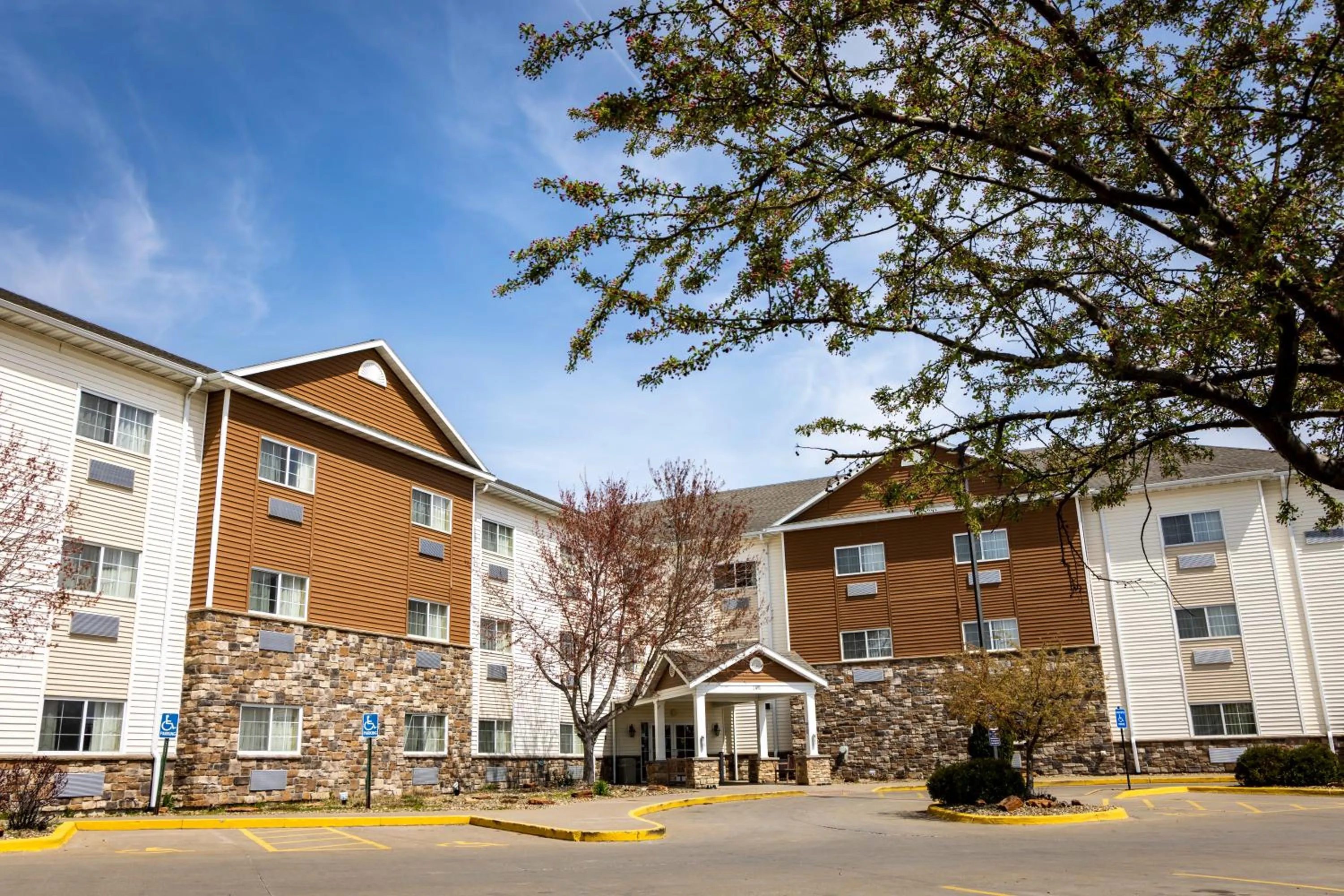 Property building in MainStay Suites Coralville - Iowa City
