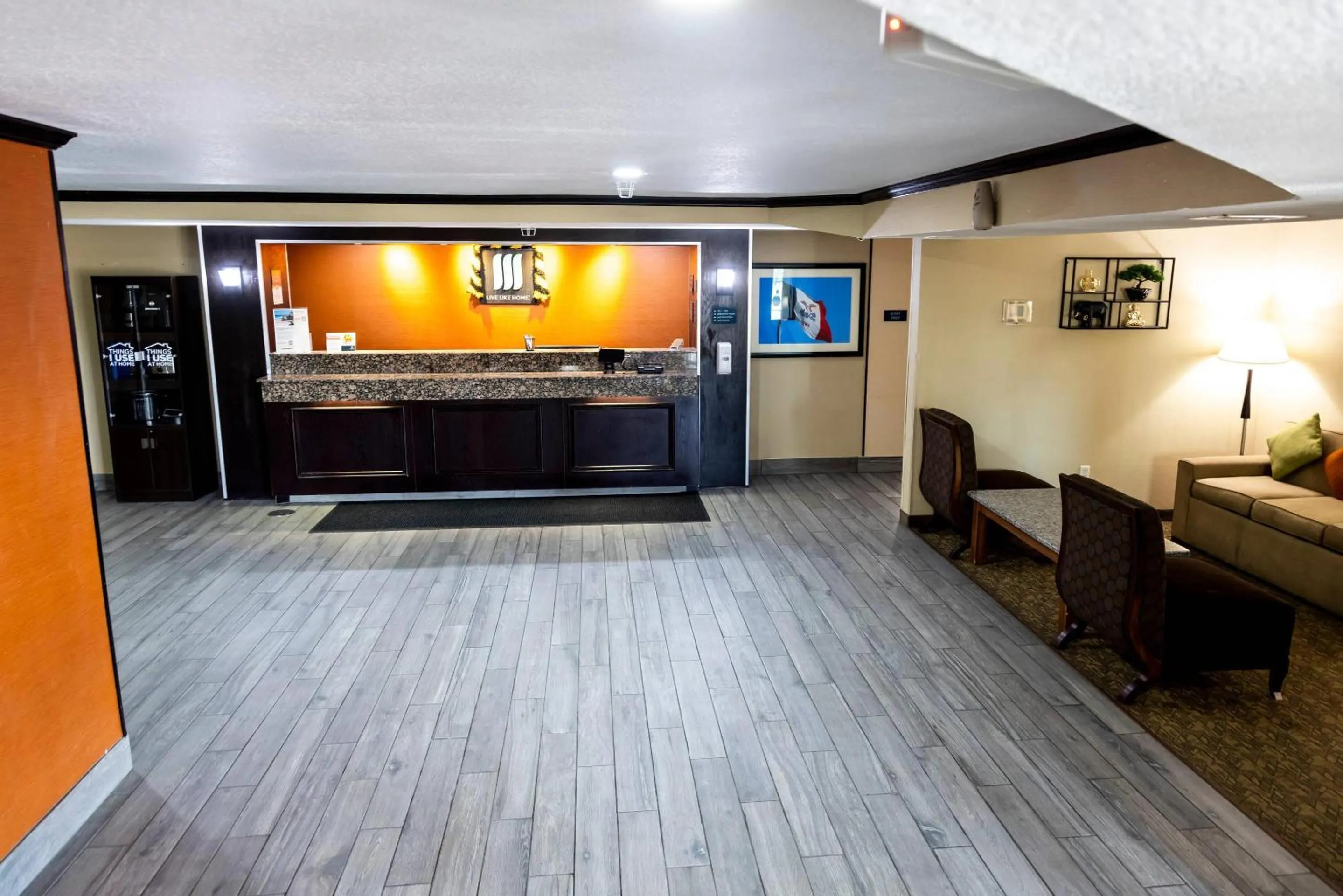 Lobby or reception in MainStay Suites Coralville - Iowa City