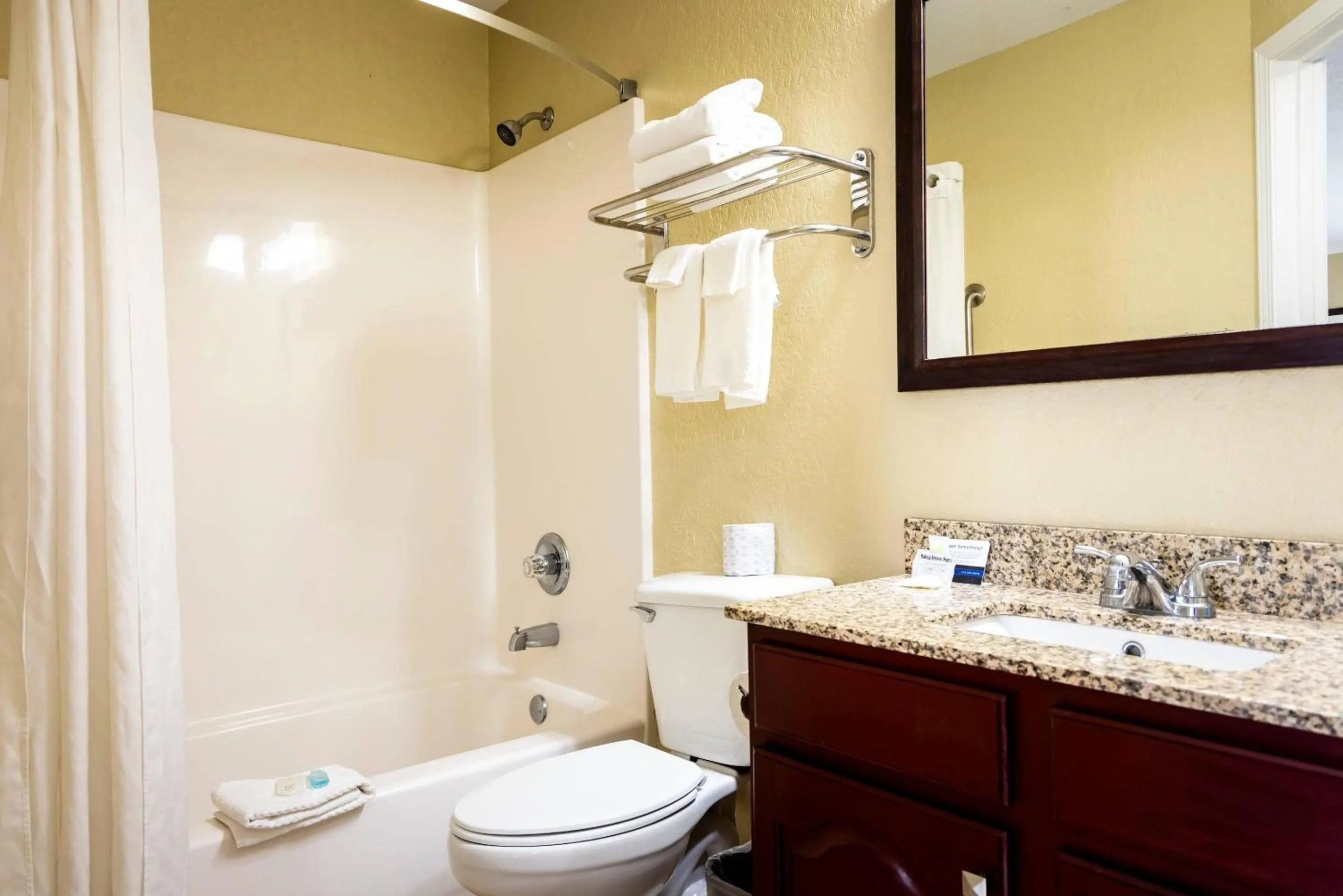 Bedroom in MainStay Suites Coralville - Iowa City