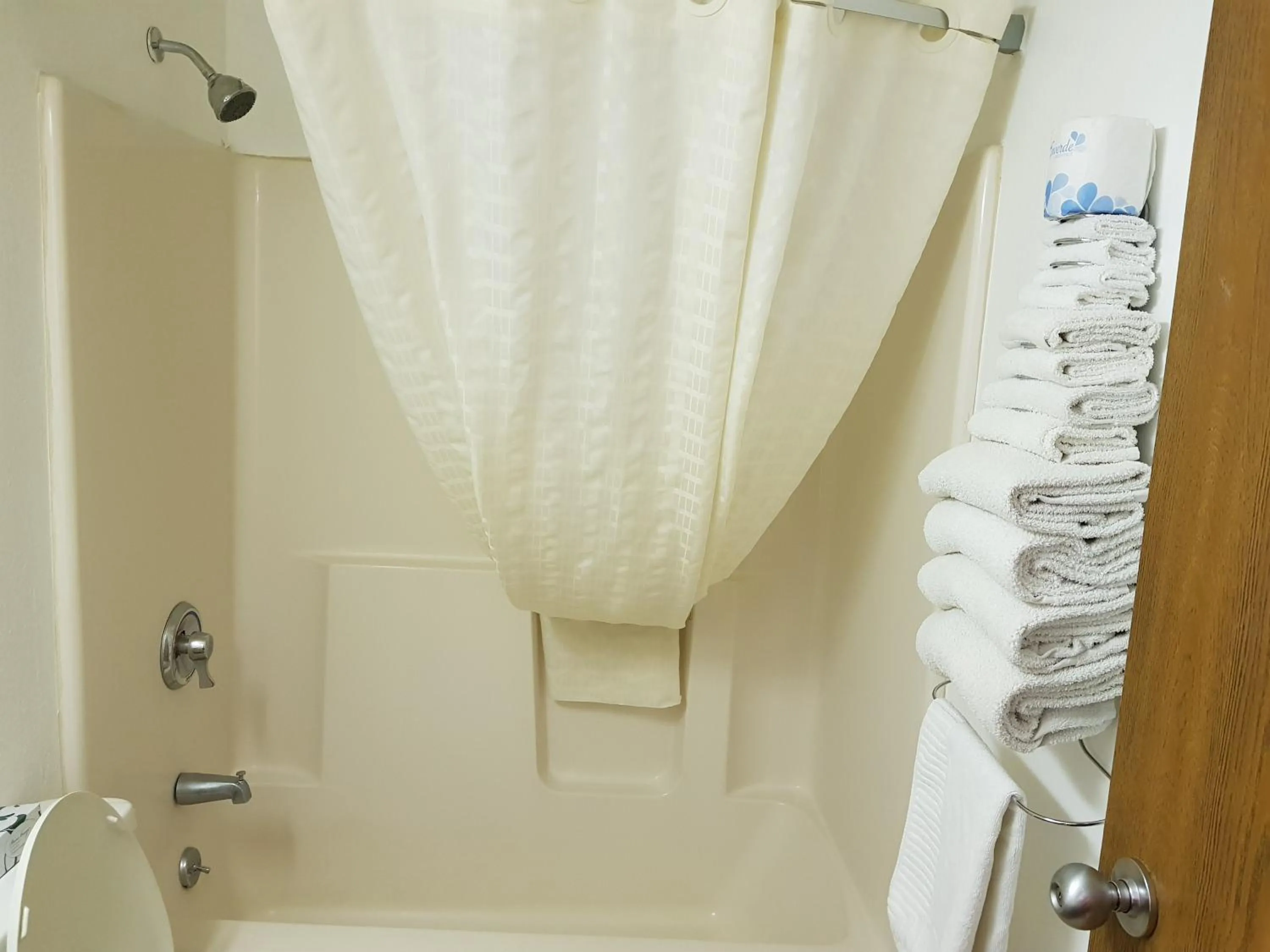 Le Mars Inn and Suites