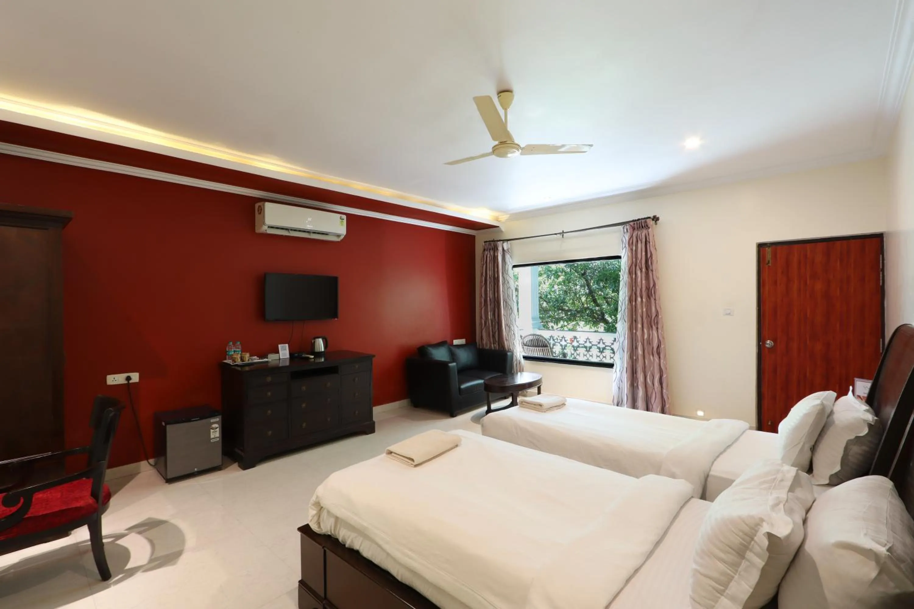 Bedroom, Bed in Wild Berry Resort Agonda