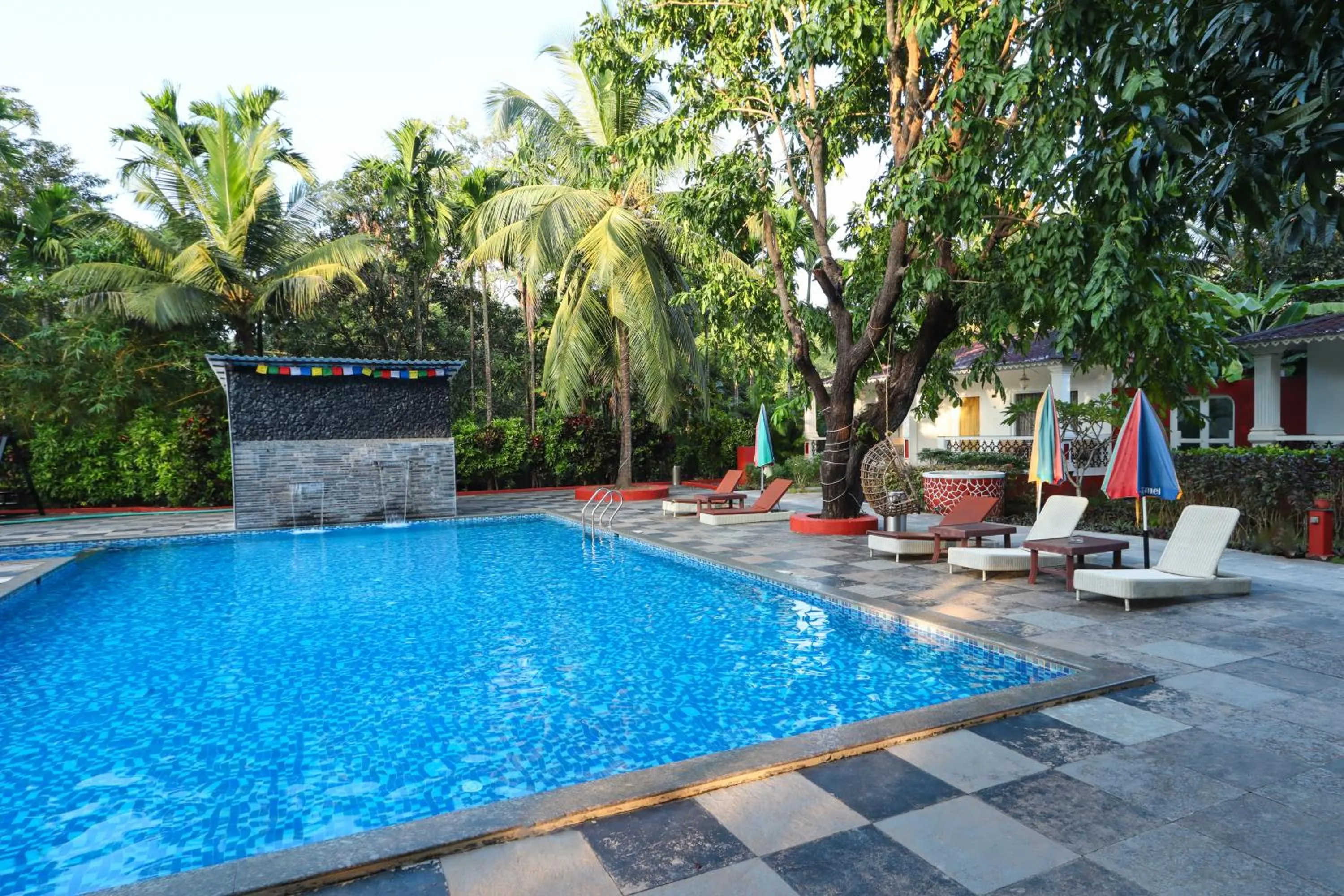 Swimming pool in Wild Berry Resort Agonda