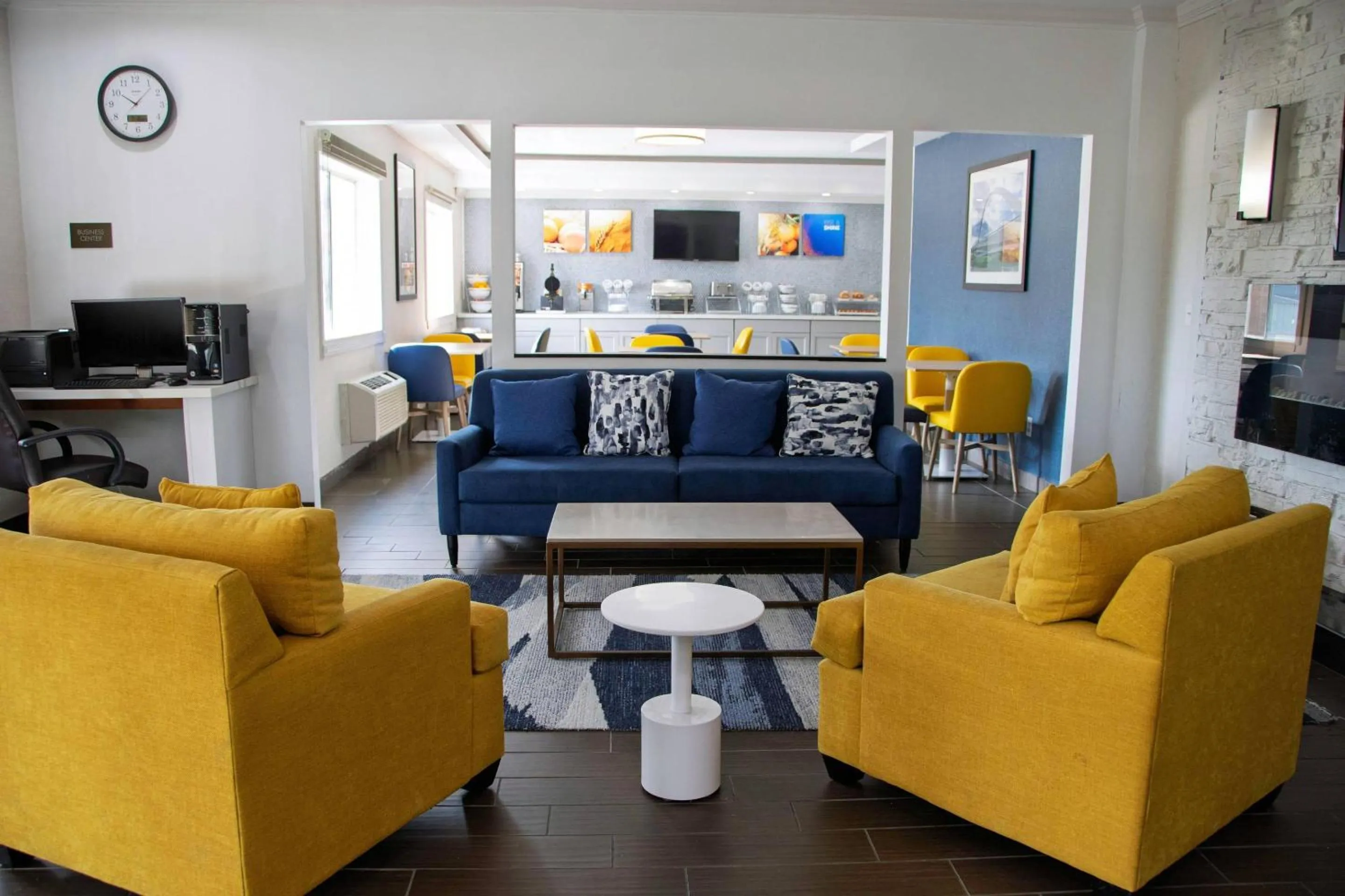 Lobby or reception in Comfort Inn & Suites Coralville - Iowa City near Iowa River Landing