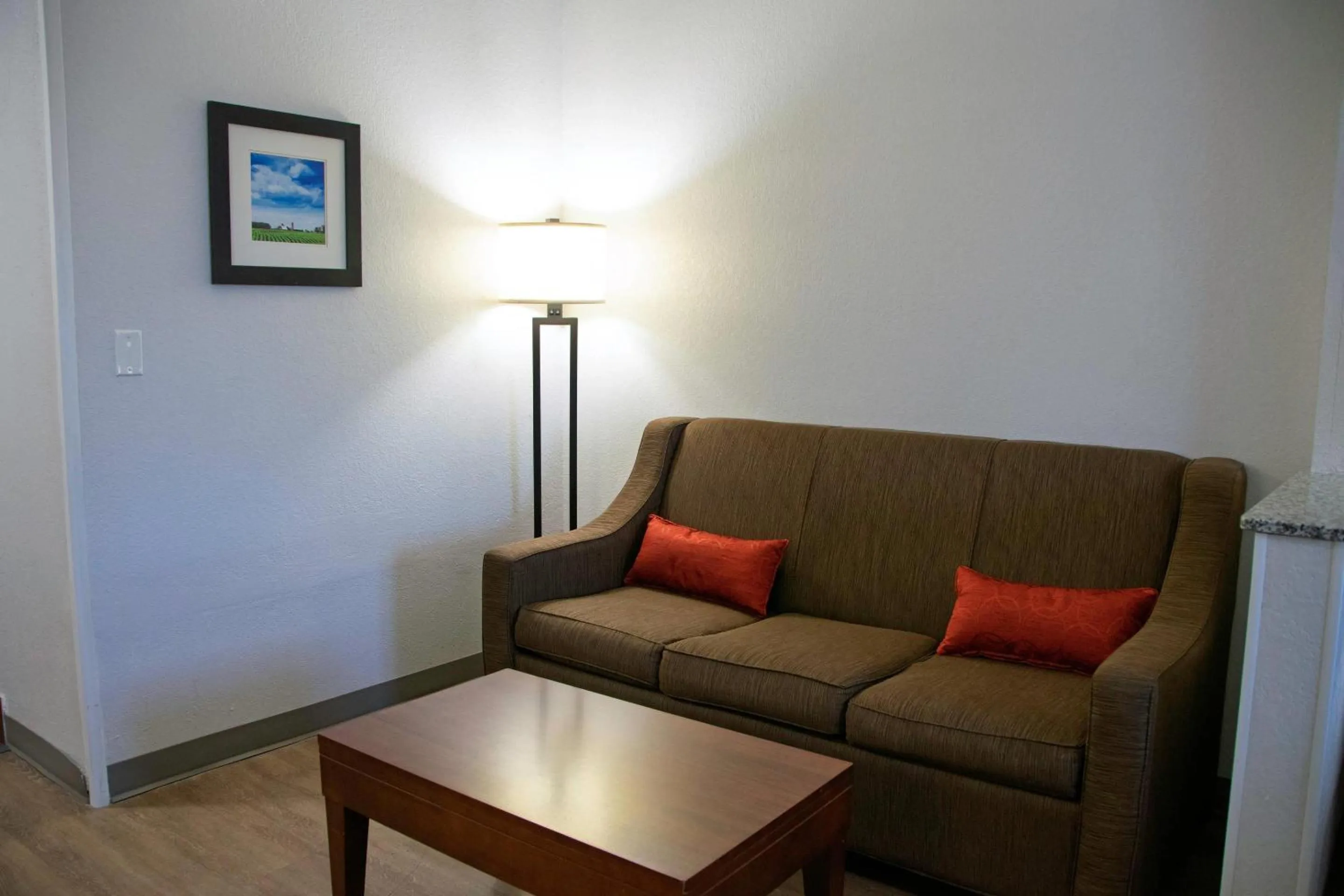 Bedroom in Comfort Inn & Suites Coralville - Iowa City near Iowa River Landing