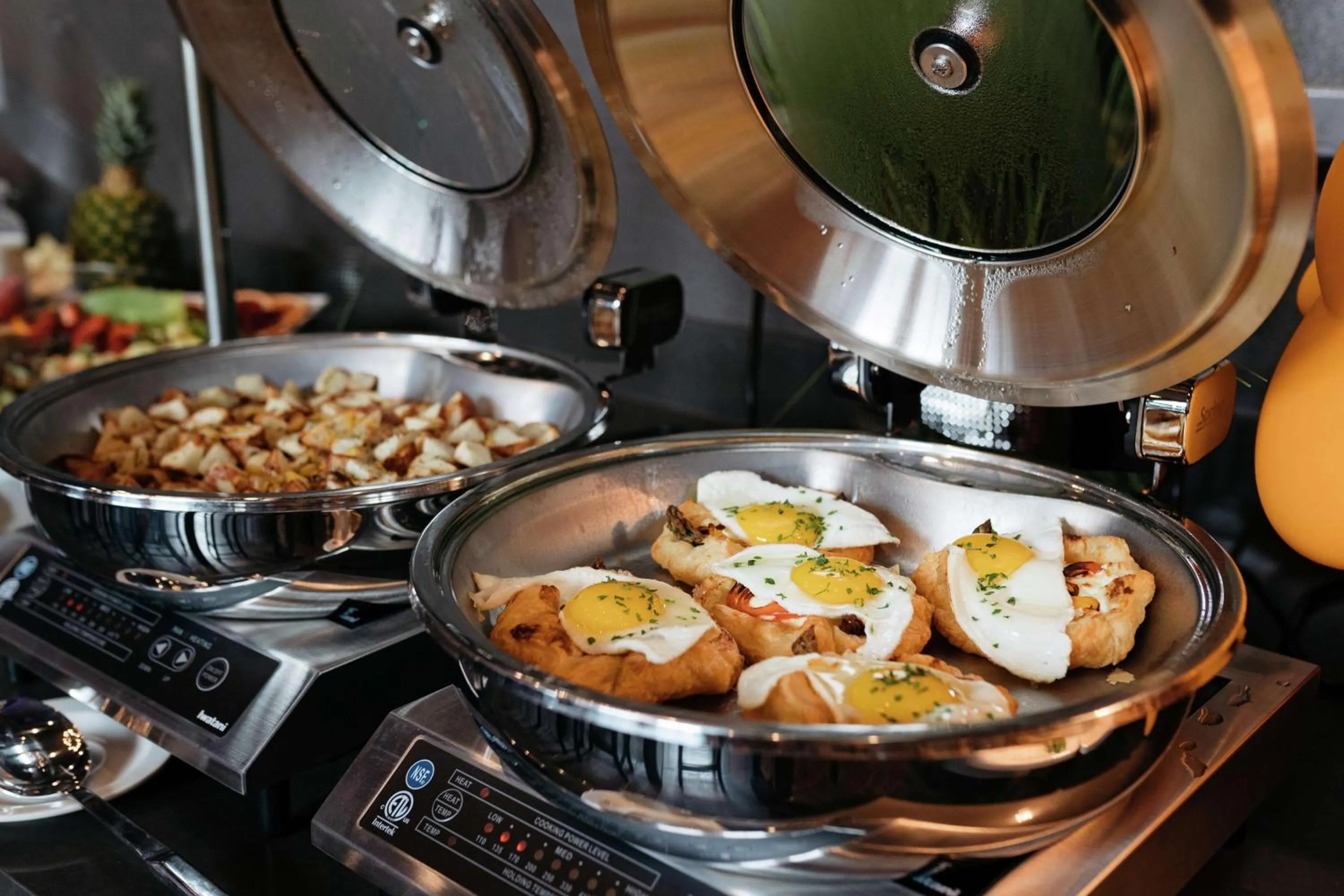 Restaurant/places to eat in Revel Hotel, Tapestry Collection By Hilton