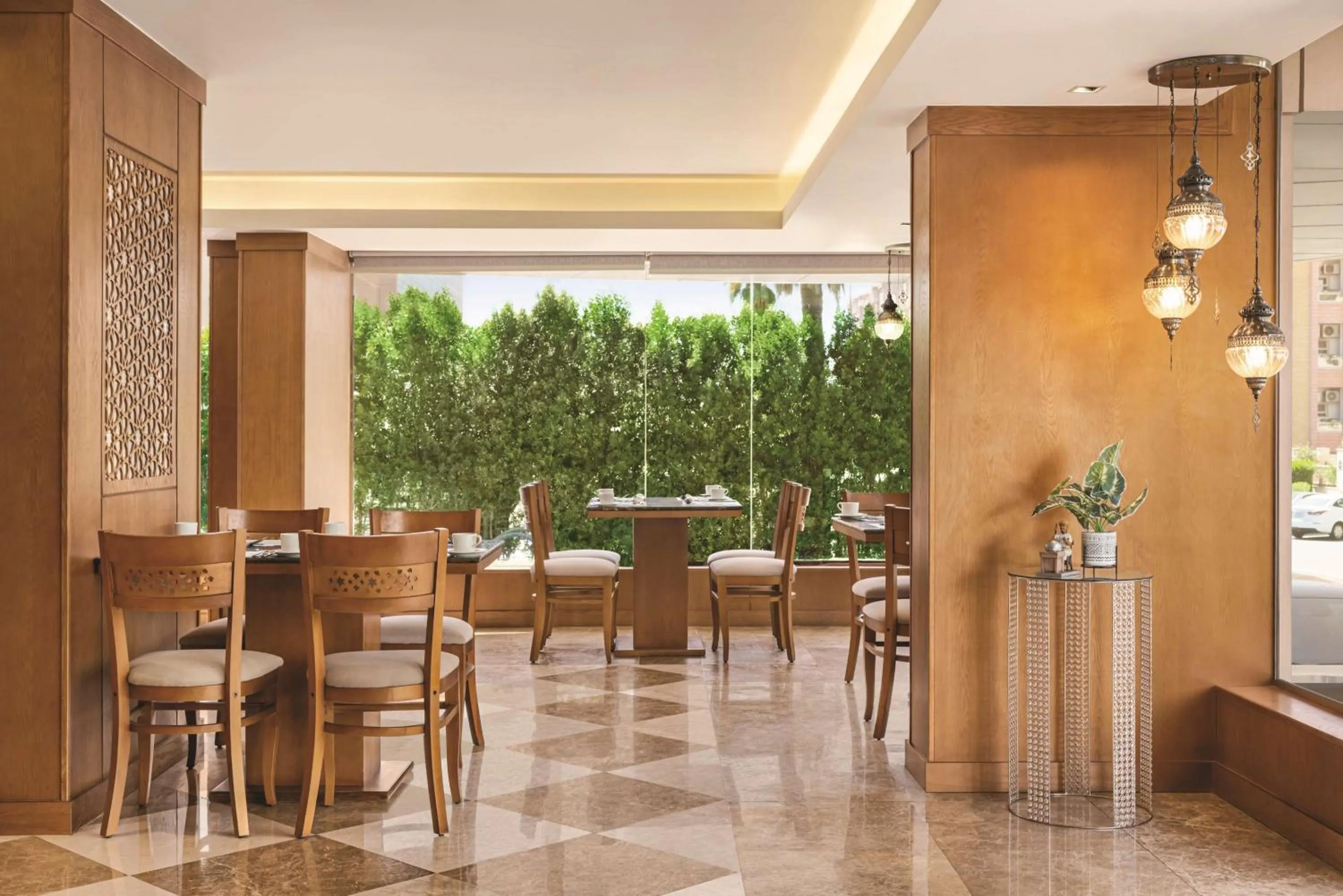 Restaurant/places to eat in Vivid Jeddah Hotel, a member of Radisson Individuals