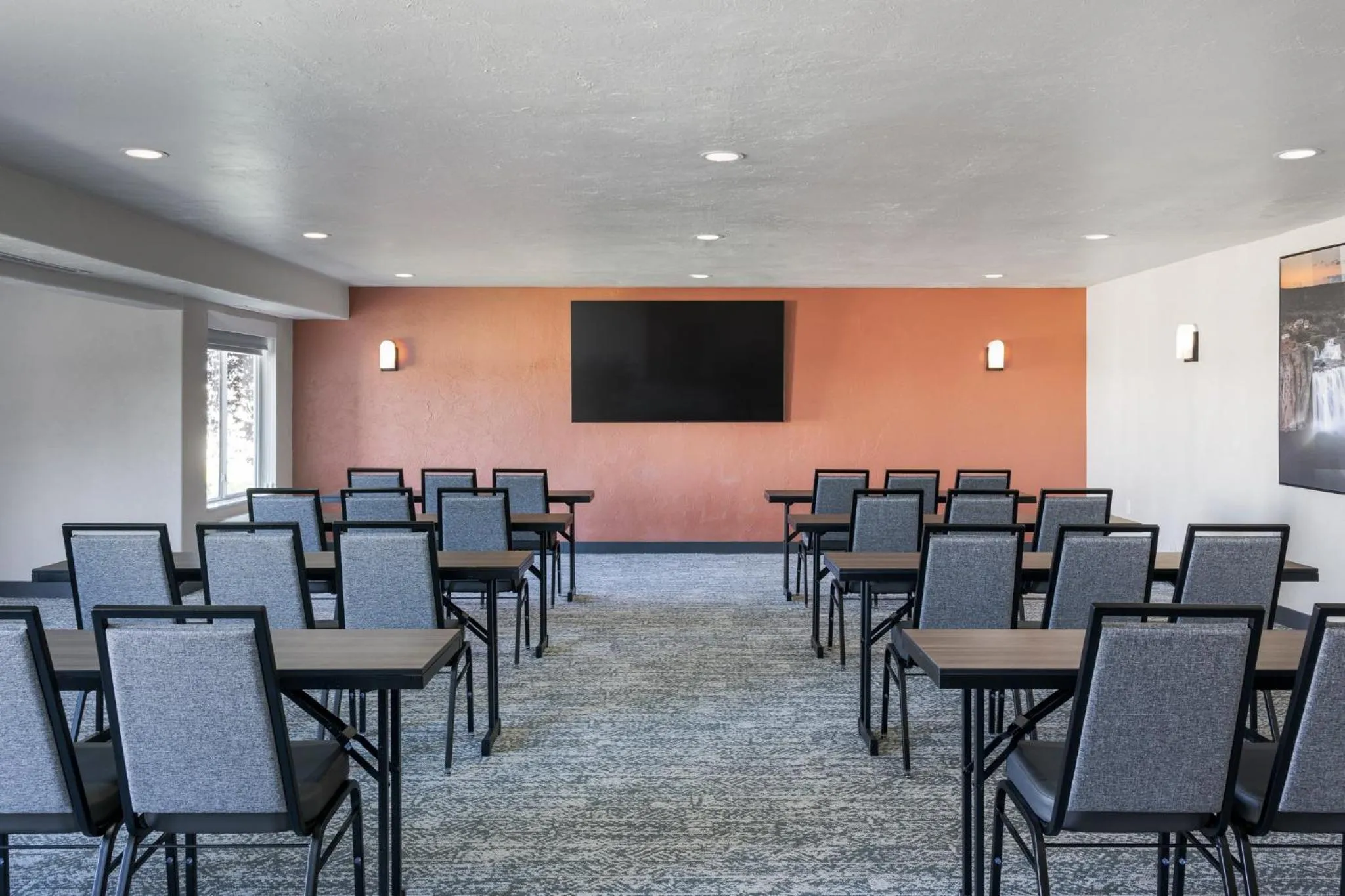 Meeting/conference room in Garner Hotel Idaho Falls Southwest by IHG