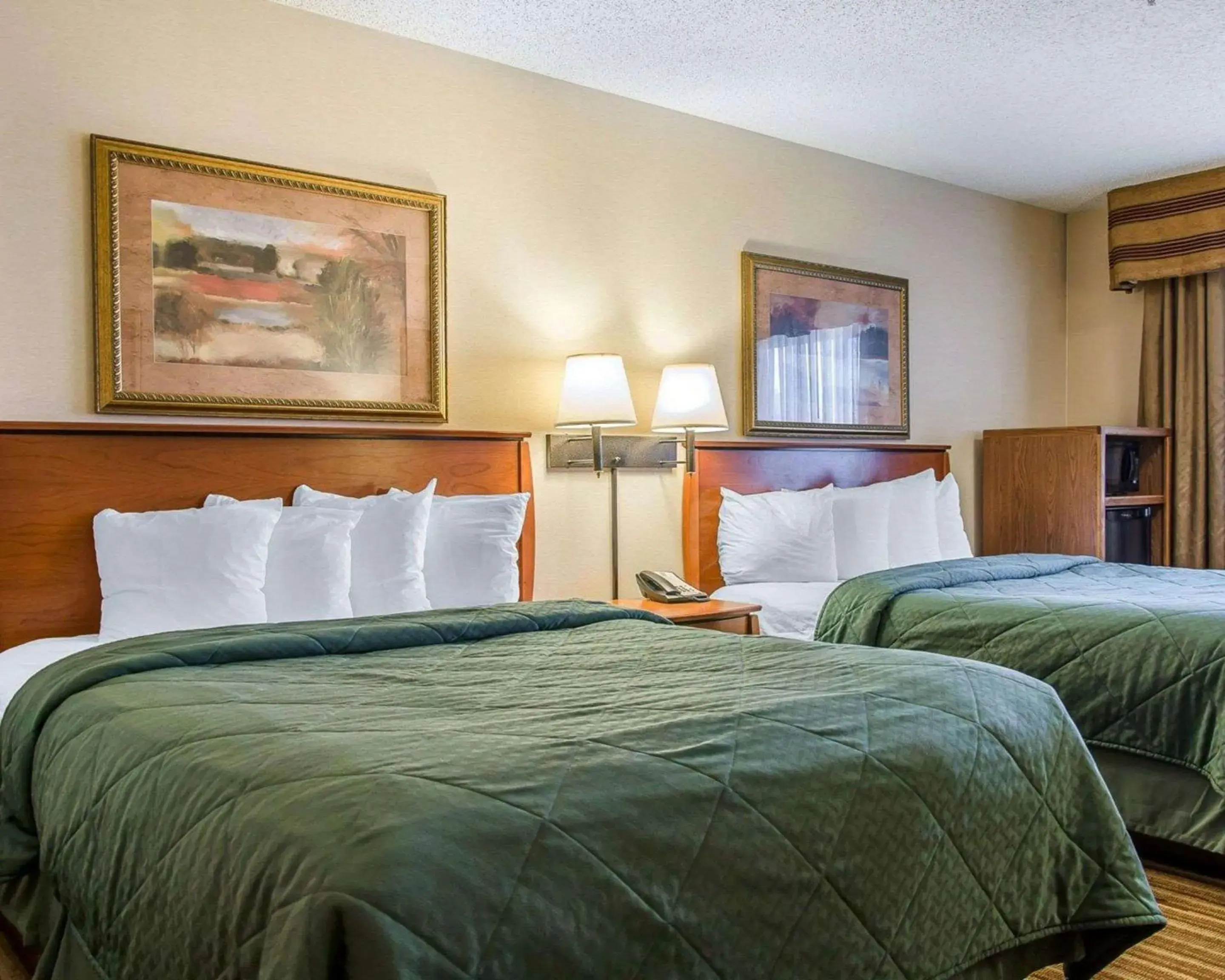 Photo of the whole room, Bed in Quality Inn & Suites Photo of the whole room, Bed in Quality Inn & Suites
