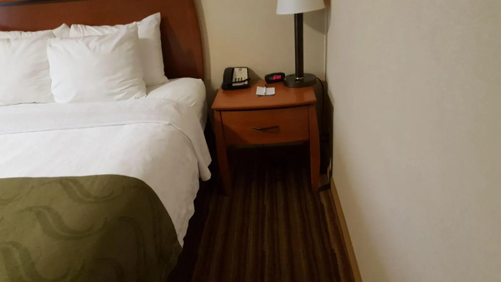 Bed in Quality Inn & Suites Twin Falls North